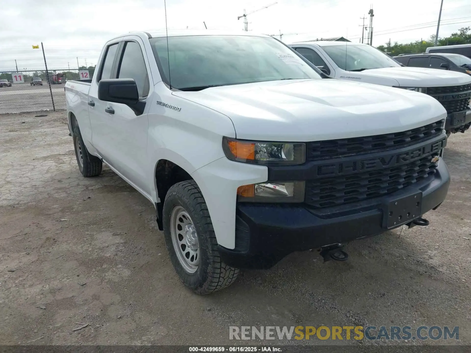 1 fotografías del automóvil dañado 1GCRYAEF0MZ218153 CHEVROLET SILVERADO 1500 2021
