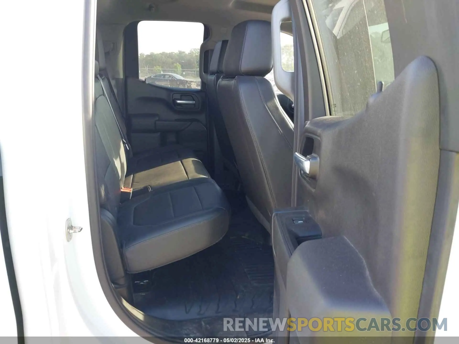 8 fotografías del automóvil dañado 1GCRYAEF2MZ135727 CHEVROLET SILVERADO 1500 2021