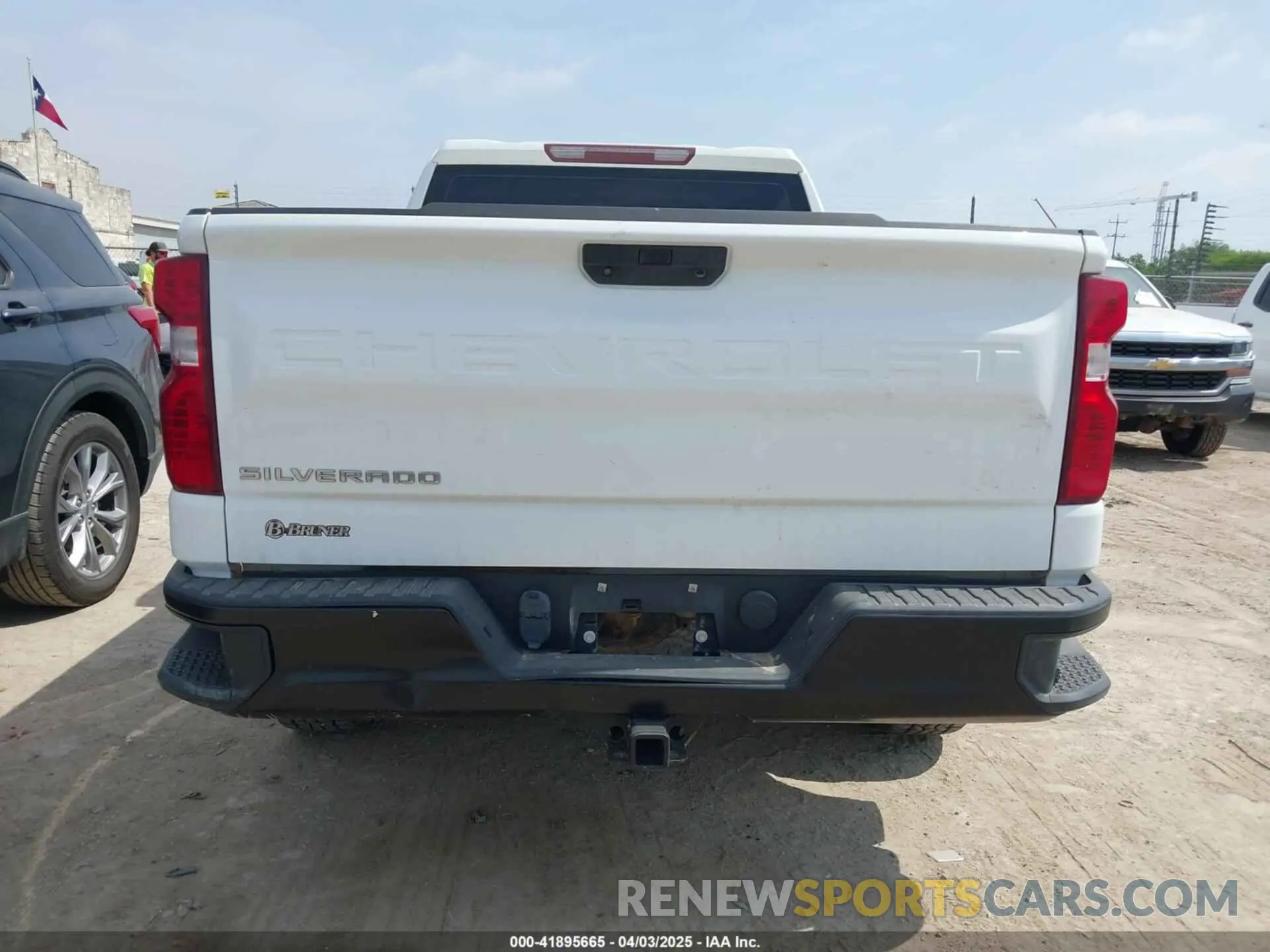 16 fotografías del automóvil dañado 1GCRYAEF2MZ218039 CHEVROLET SILVERADO 1500 2021