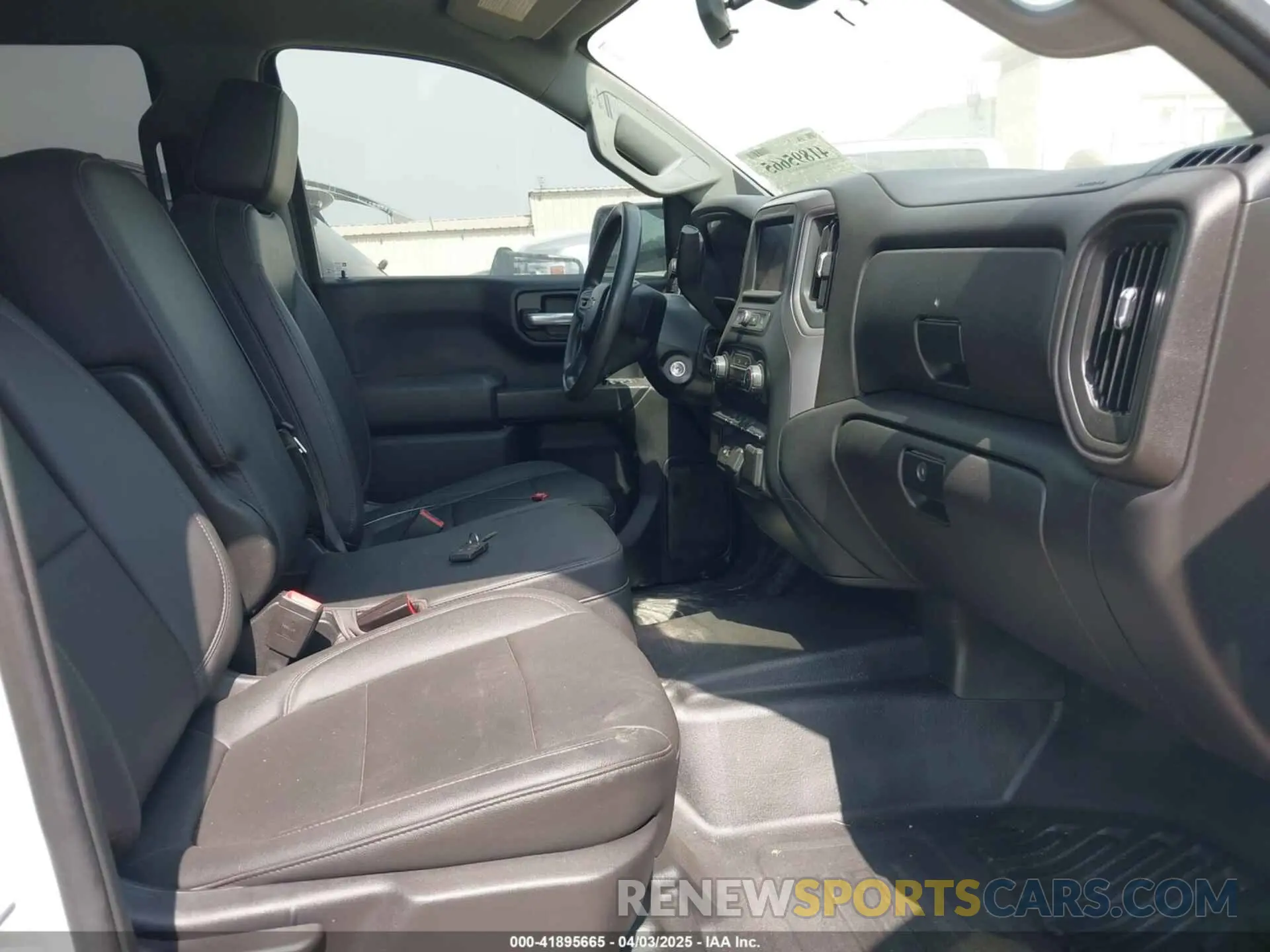 5 fotografías del automóvil dañado 1GCRYAEF2MZ218039 CHEVROLET SILVERADO 1500 2021