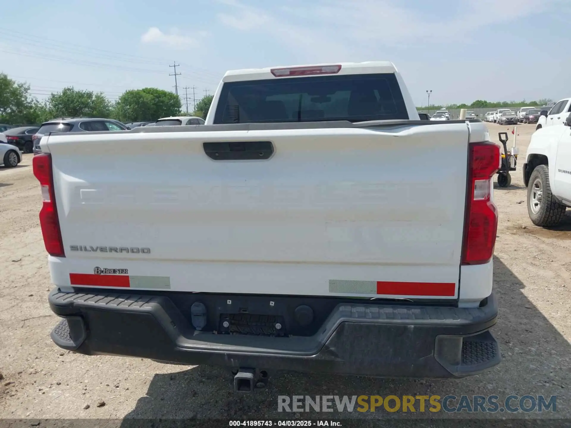 16 fotografías del automóvil dañado 1GCRYAEF7MZ217050 CHEVROLET SILVERADO 1500 2021