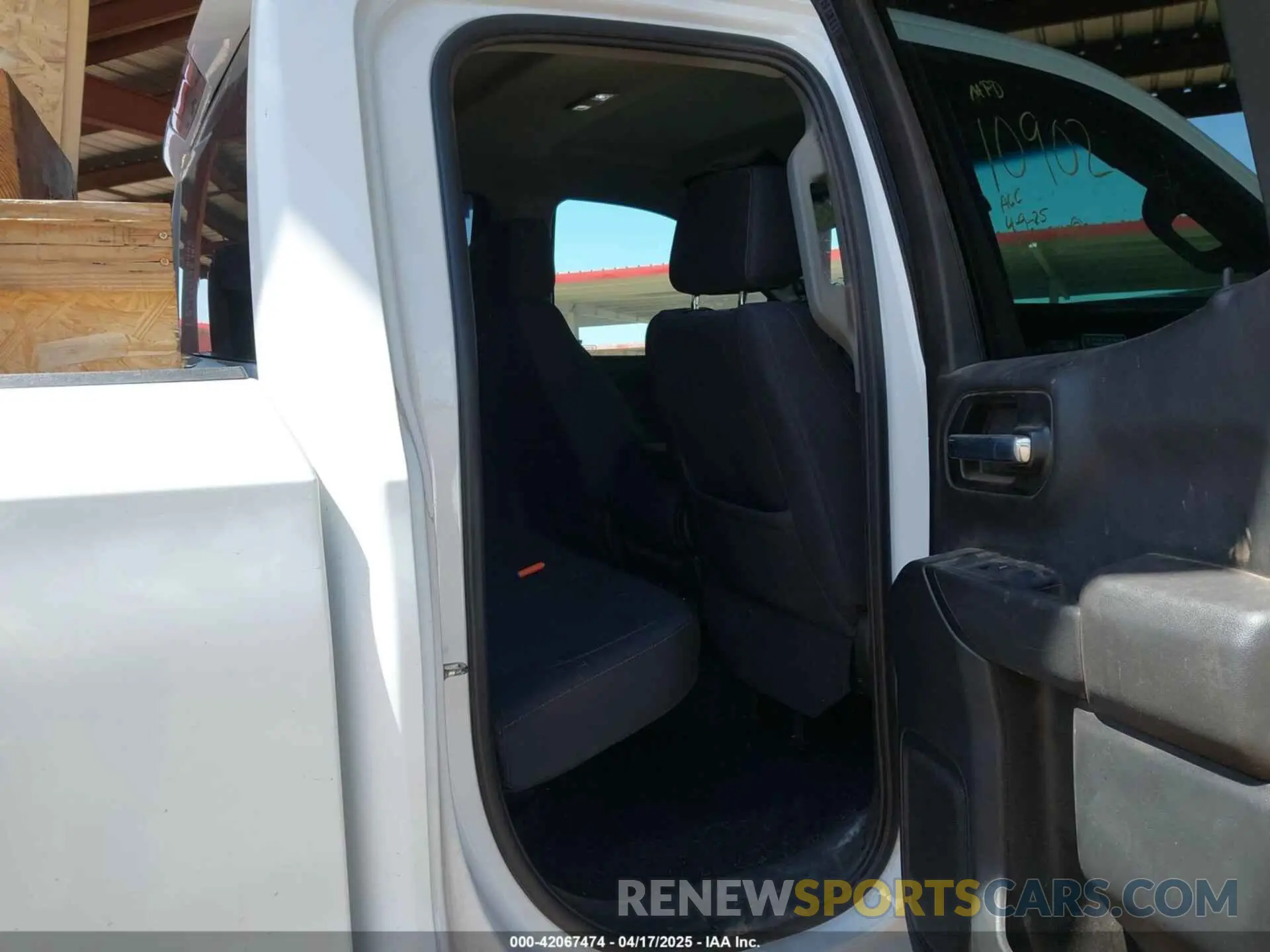 8 fotografías del automóvil dañado 1GCRYDED6MZ280351 CHEVROLET SILVERADO 1500 2021