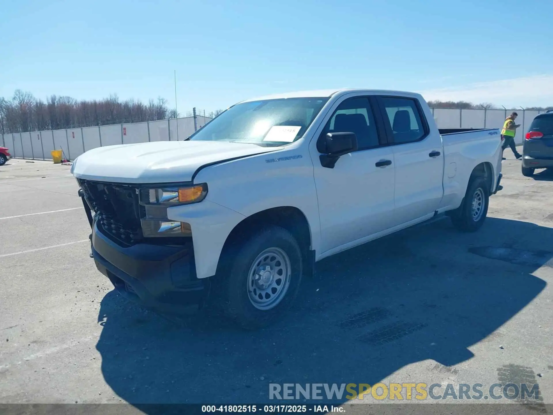 2 fotografías del automóvil dañado 1GCUYAEF3MZ383754 CHEVROLET SILVERADO 1500 2021