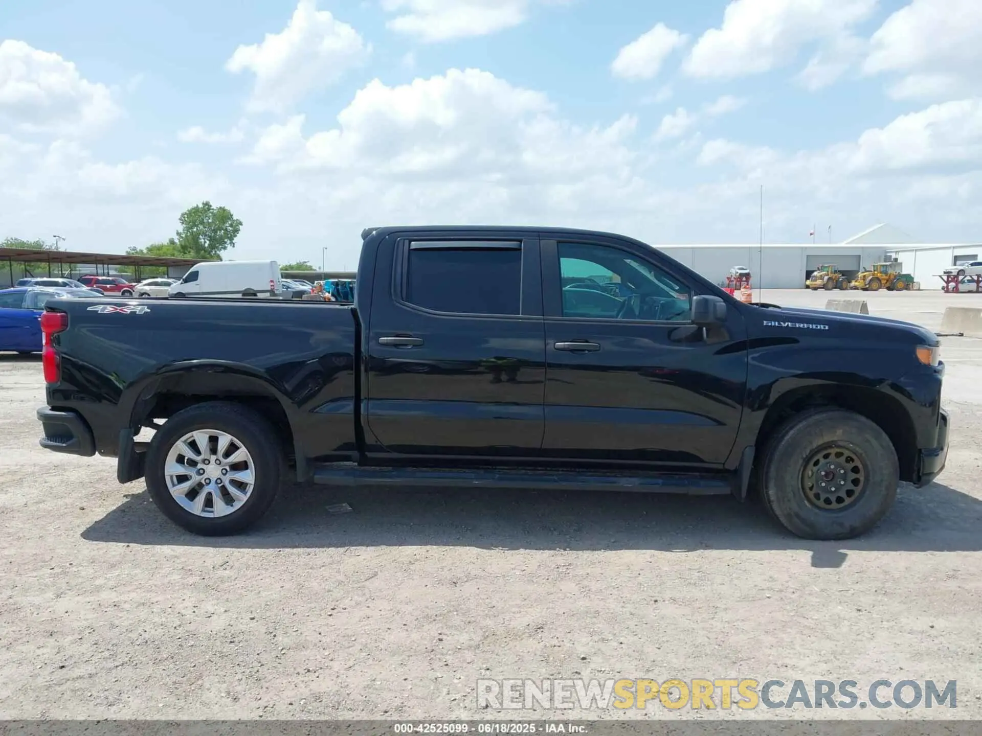 13 fotografías del automóvil dañado 1GCUYBEF6MZ288272 CHEVROLET SILVERADO 1500 2021