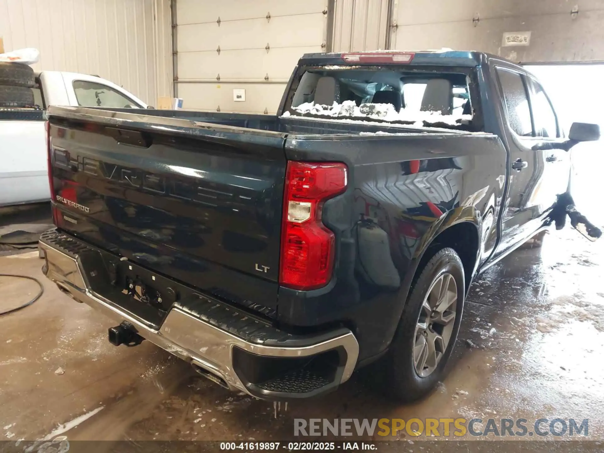 4 fotografías del automóvil dañado 1GCUYDED2MZ391697 CHEVROLET SILVERADO 1500 2021