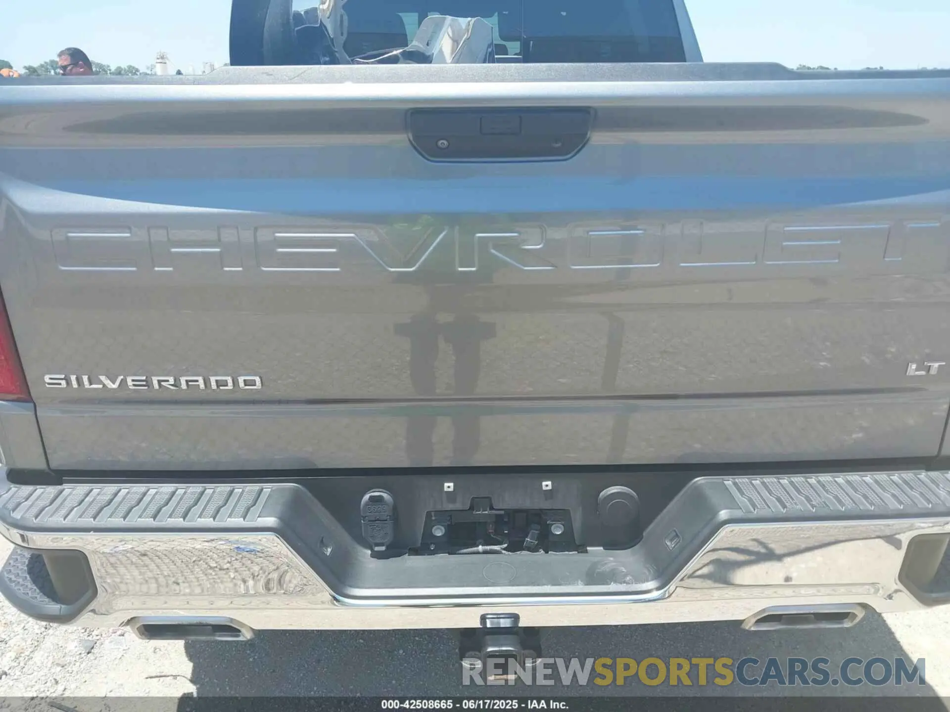 17 fotografías del automóvil dañado 1GCUYDED7MZ174629 CHEVROLET SILVERADO 1500 2021