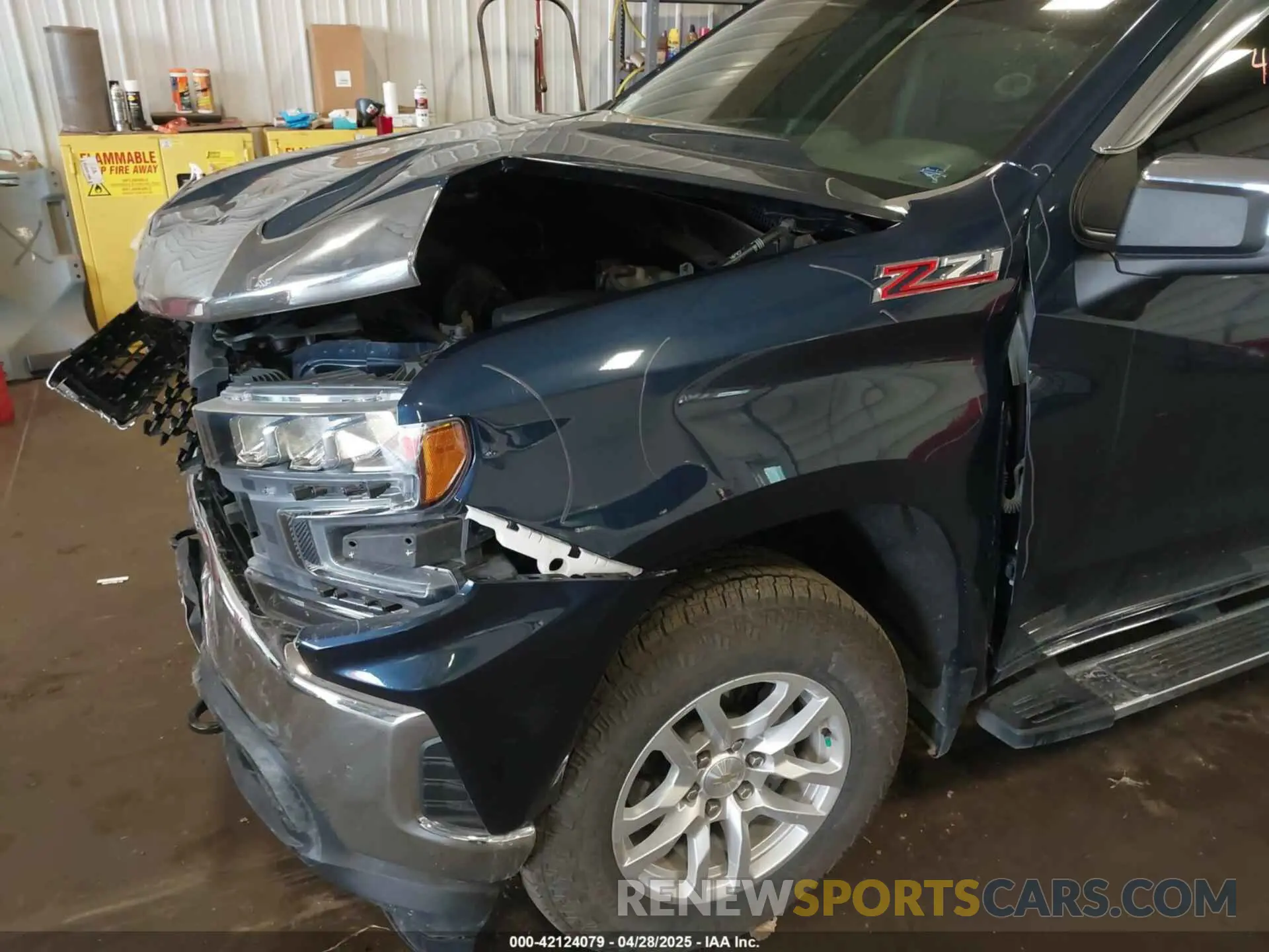 18 fotografías del automóvil dañado 1GCUYDED9MZ362116 CHEVROLET SILVERADO 1500 2021