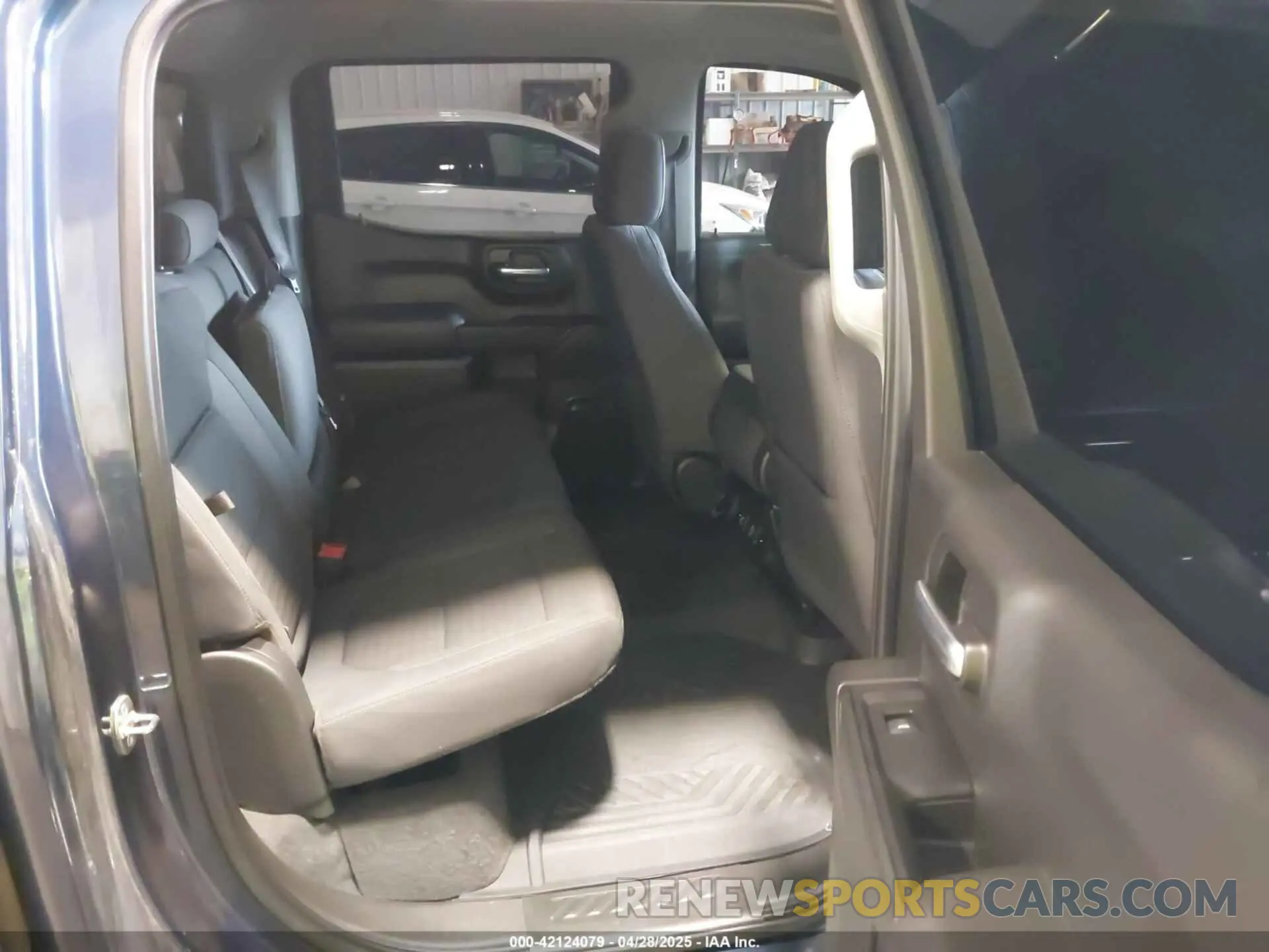 8 fotografías del automóvil dañado 1GCUYDED9MZ362116 CHEVROLET SILVERADO 1500 2021