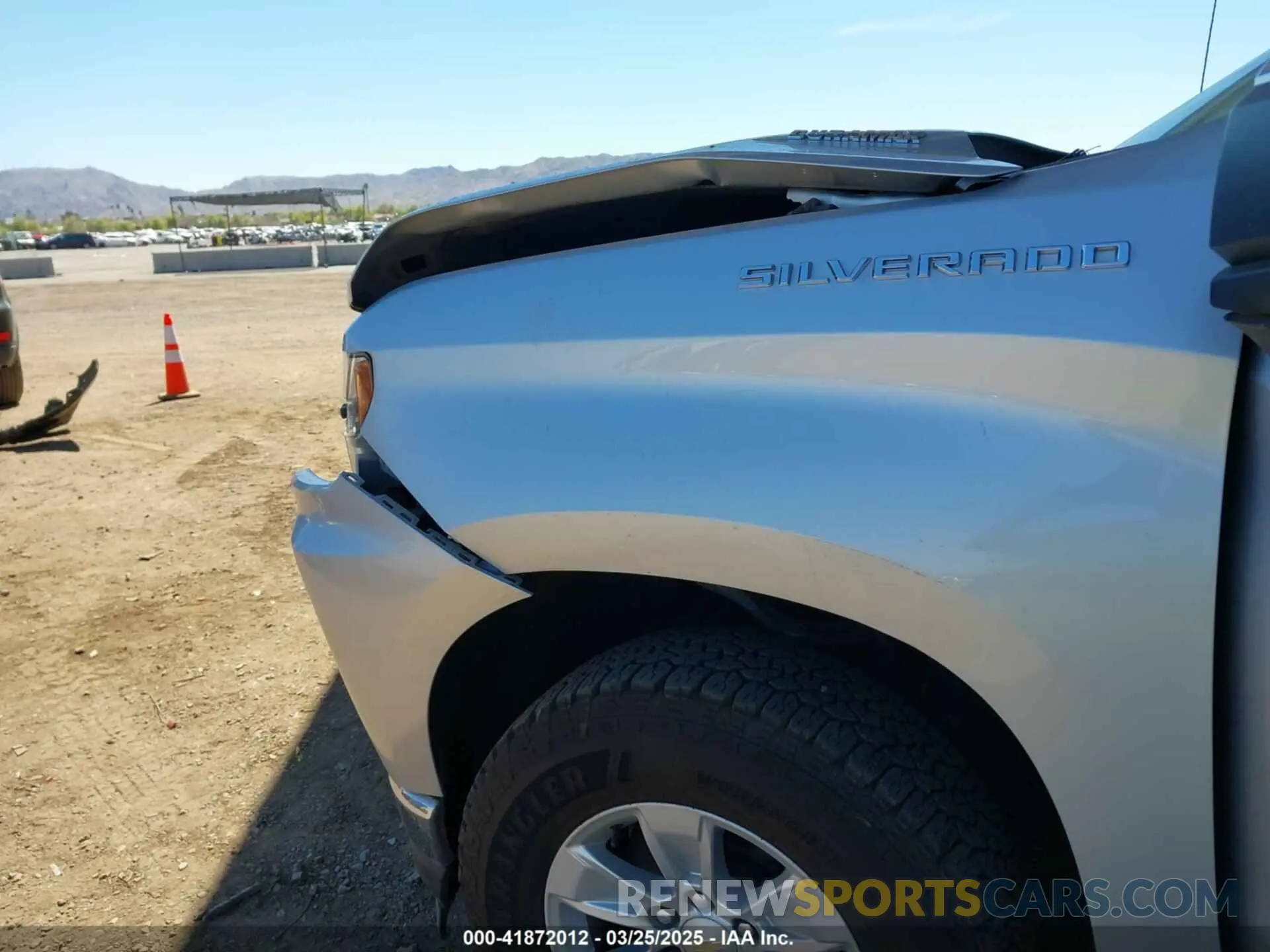 17 fotografías del automóvil dañado 1GCUYDET1MZ365518 CHEVROLET SILVERADO 1500 2021