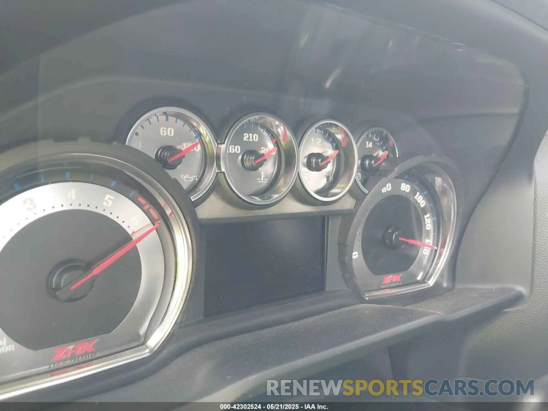 7 fotografías del automóvil dañado 1GCUYEED2MZ182286 CHEVROLET SILVERADO 1500 2021