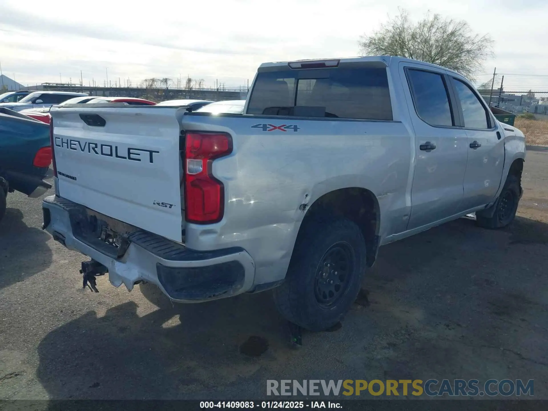 4 fotografías del automóvil dañado 1GCUYEED3MZ387311 CHEVROLET SILVERADO 1500 2021