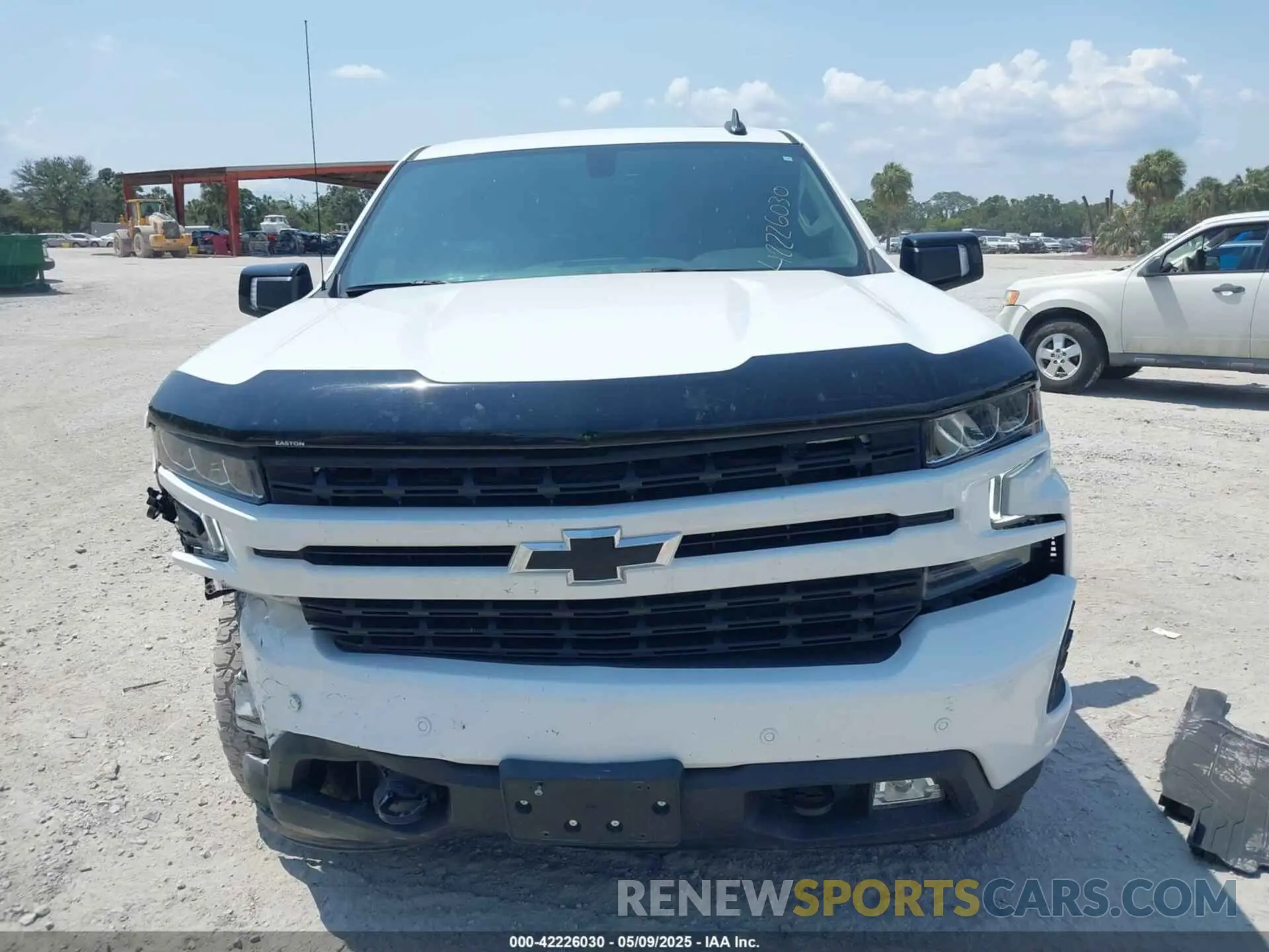 12 fotografías del automóvil dañado 1GCUYEED8MZ109150 CHEVROLET SILVERADO 1500 2021