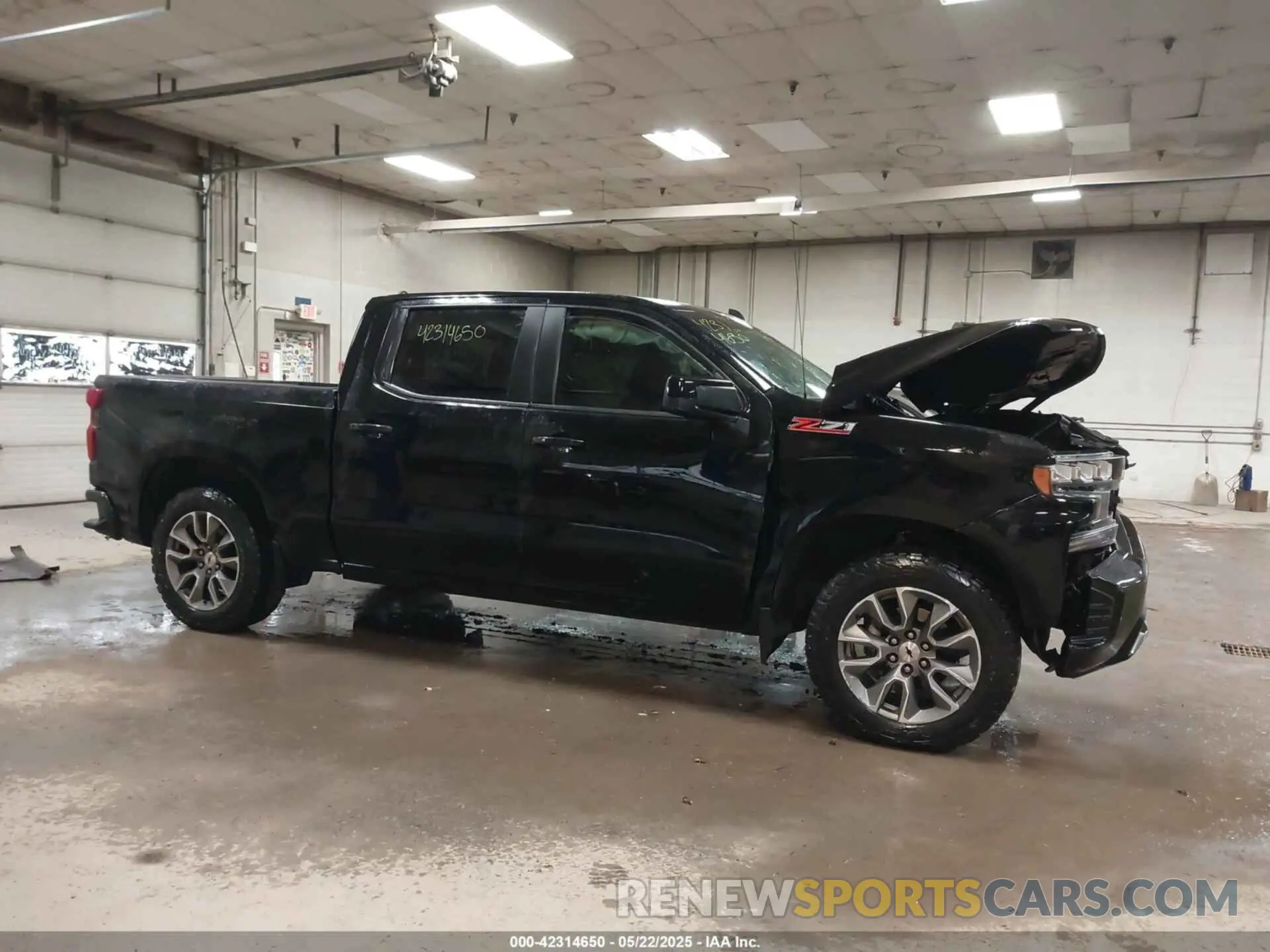 13 fotografías del automóvil dañado 1GCUYEED8MZ434820 CHEVROLET SILVERADO 1500 2021