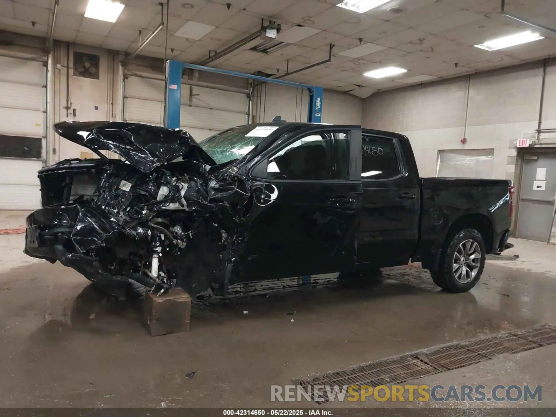 14 fotografías del automóvil dañado 1GCUYEED8MZ434820 CHEVROLET SILVERADO 1500 2021