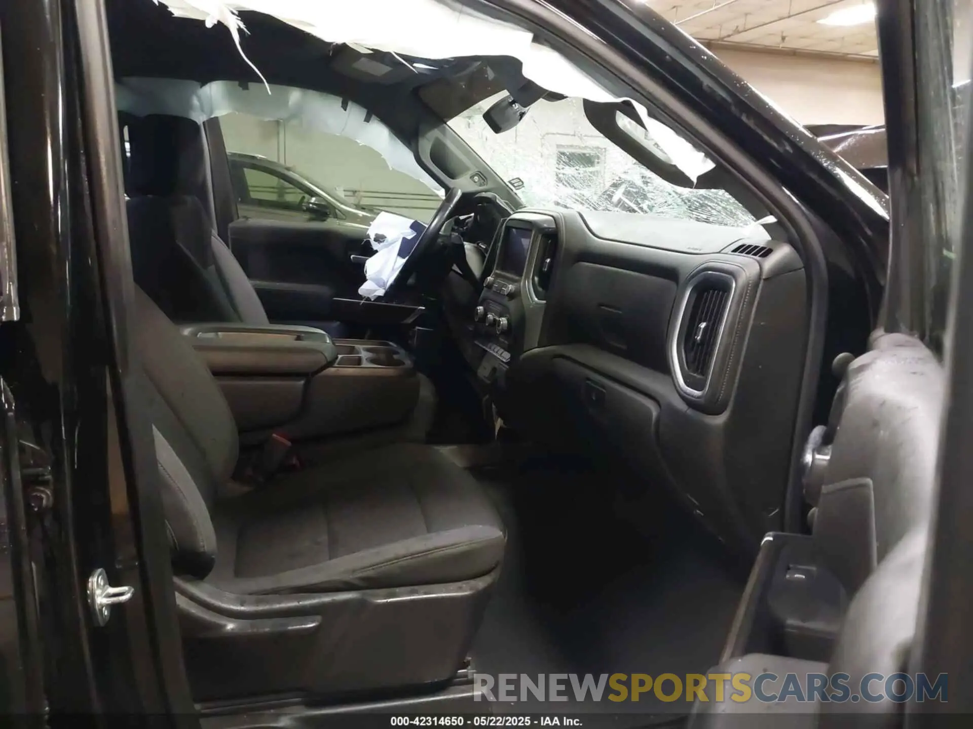 5 fotografías del automóvil dañado 1GCUYEED8MZ434820 CHEVROLET SILVERADO 1500 2021