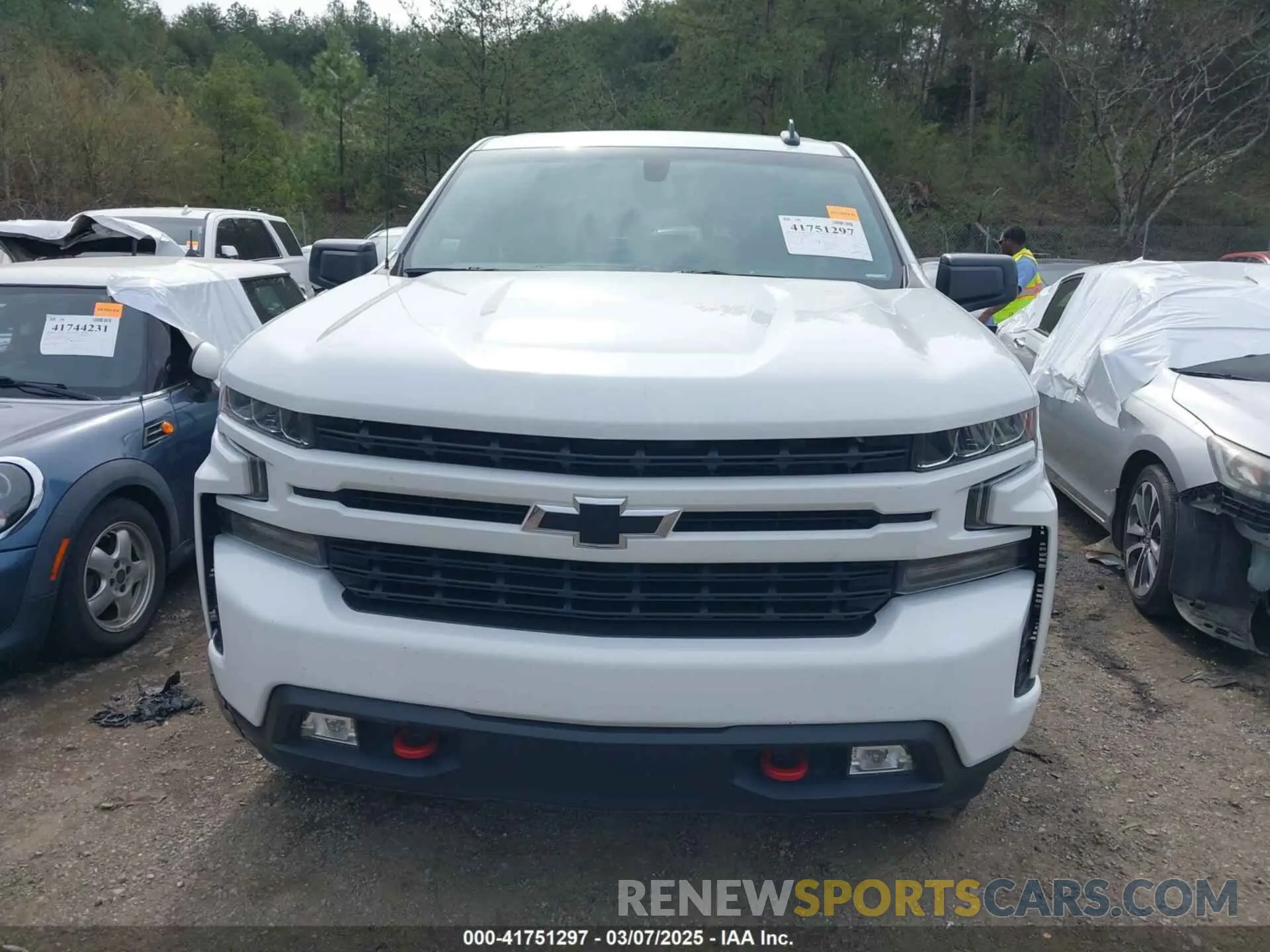 12 fotografías del automóvil dañado 1GCUYEEDXMZ115466 CHEVROLET SILVERADO 1500 2021