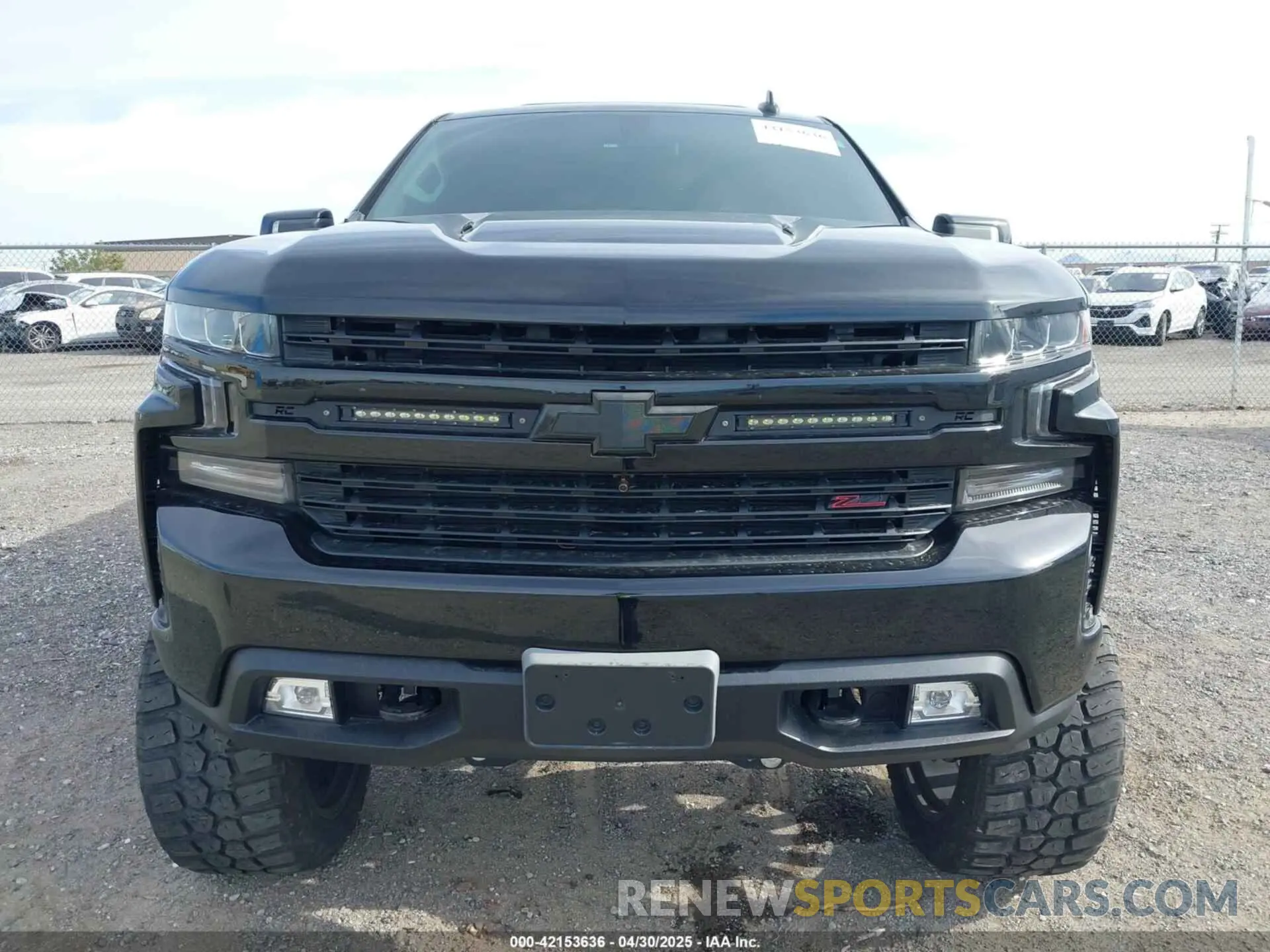 12 fotografías del automóvil dañado 1GCUYEEL8MZ376540 CHEVROLET SILVERADO 1500 2021