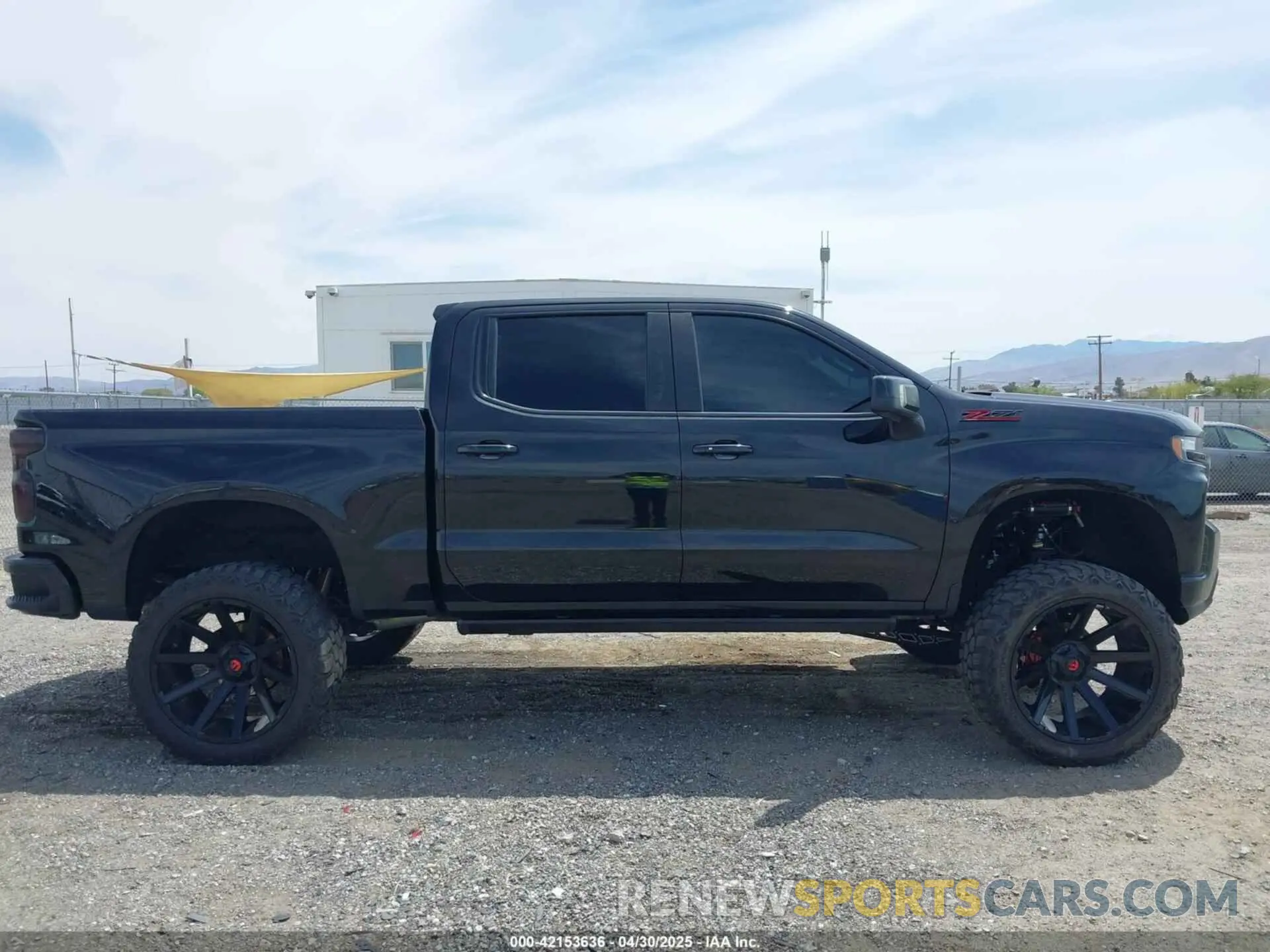 13 fotografías del automóvil dañado 1GCUYEEL8MZ376540 CHEVROLET SILVERADO 1500 2021