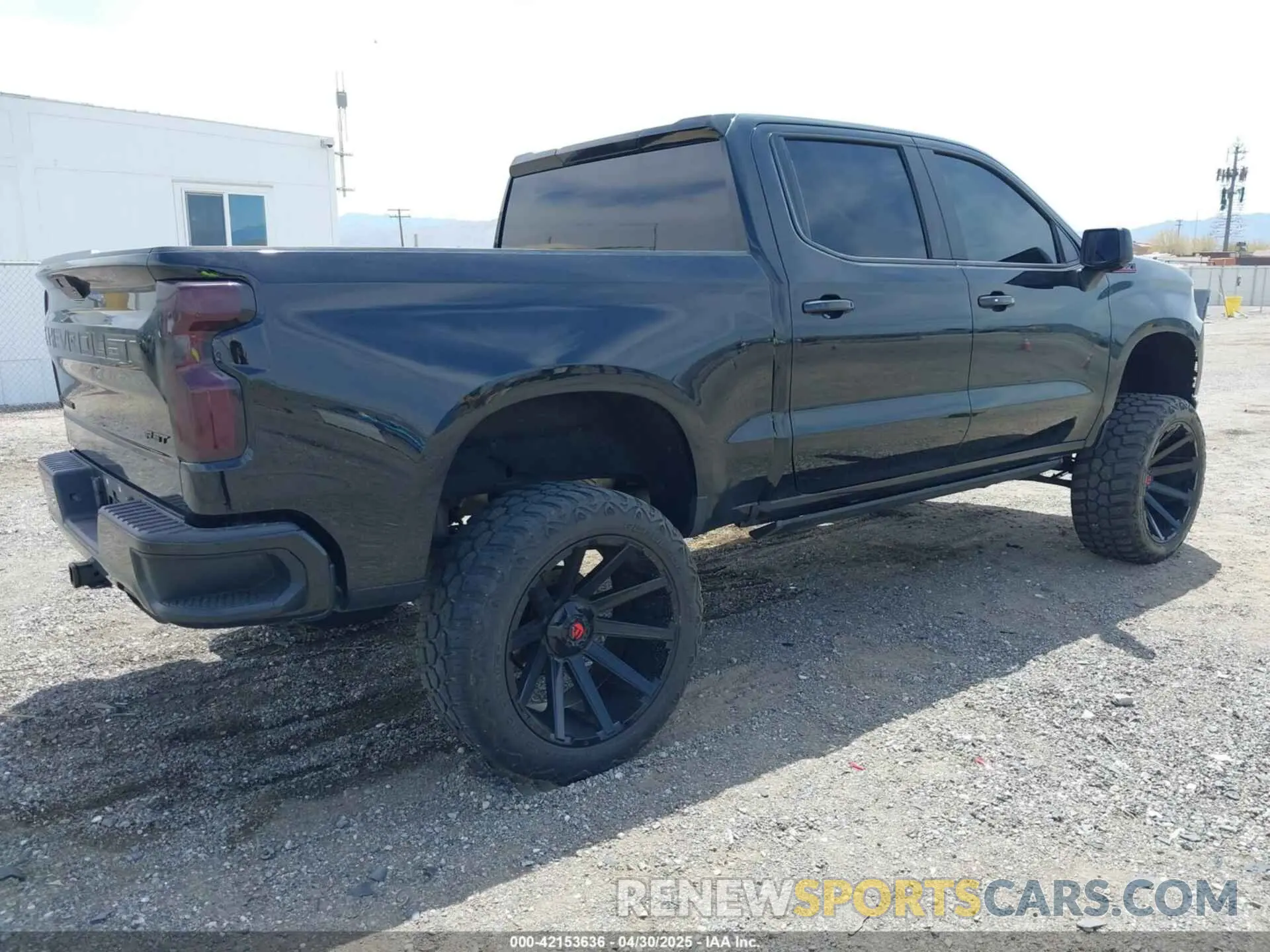4 fotografías del automóvil dañado 1GCUYEEL8MZ376540 CHEVROLET SILVERADO 1500 2021