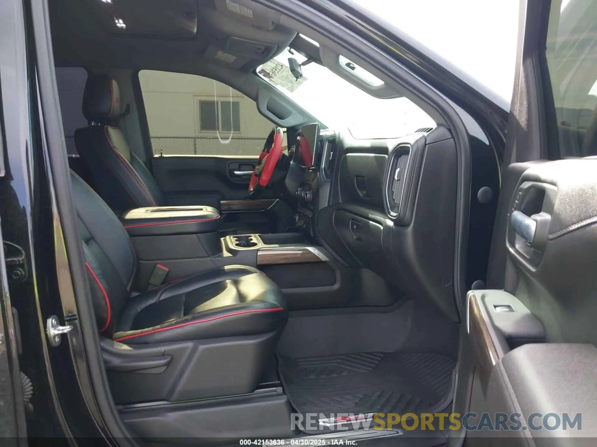 5 fotografías del automóvil dañado 1GCUYEEL8MZ376540 CHEVROLET SILVERADO 1500 2021