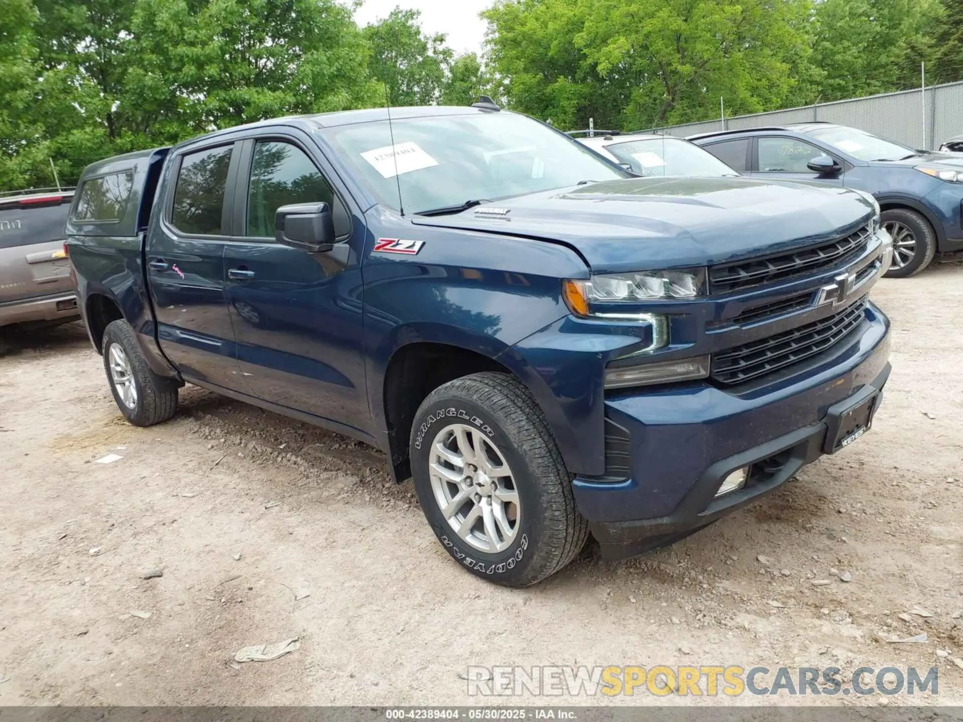 1 fotografías del automóvil dañado 1GCUYEET1MZ355223 CHEVROLET SILVERADO 1500 2021