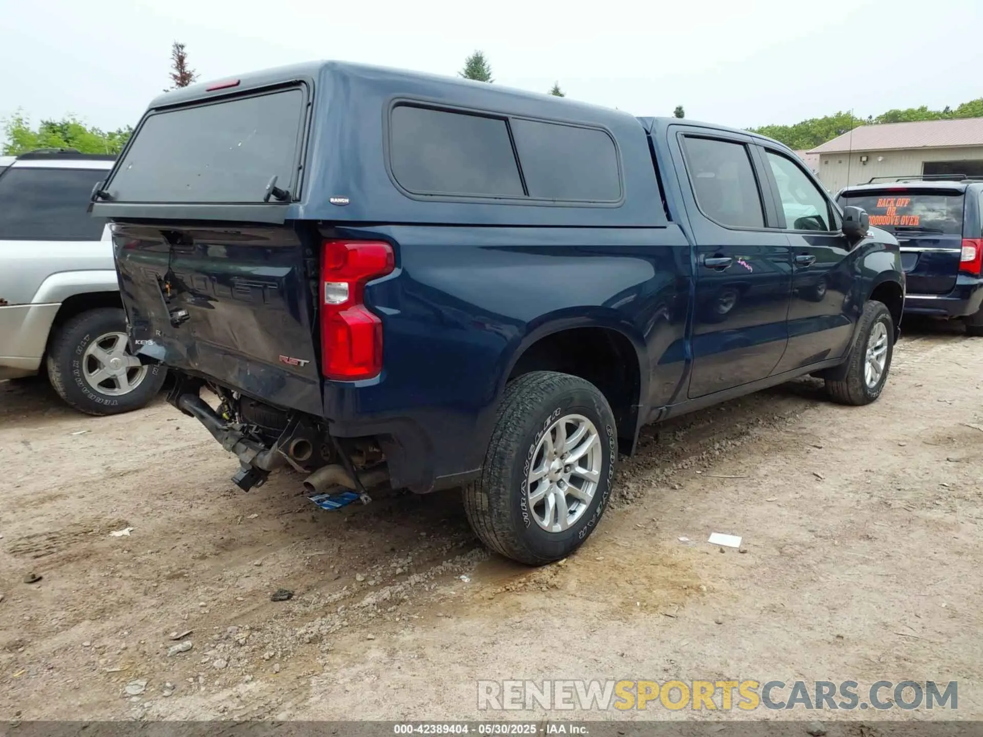 4 fotografías del automóvil dañado 1GCUYEET1MZ355223 CHEVROLET SILVERADO 1500 2021