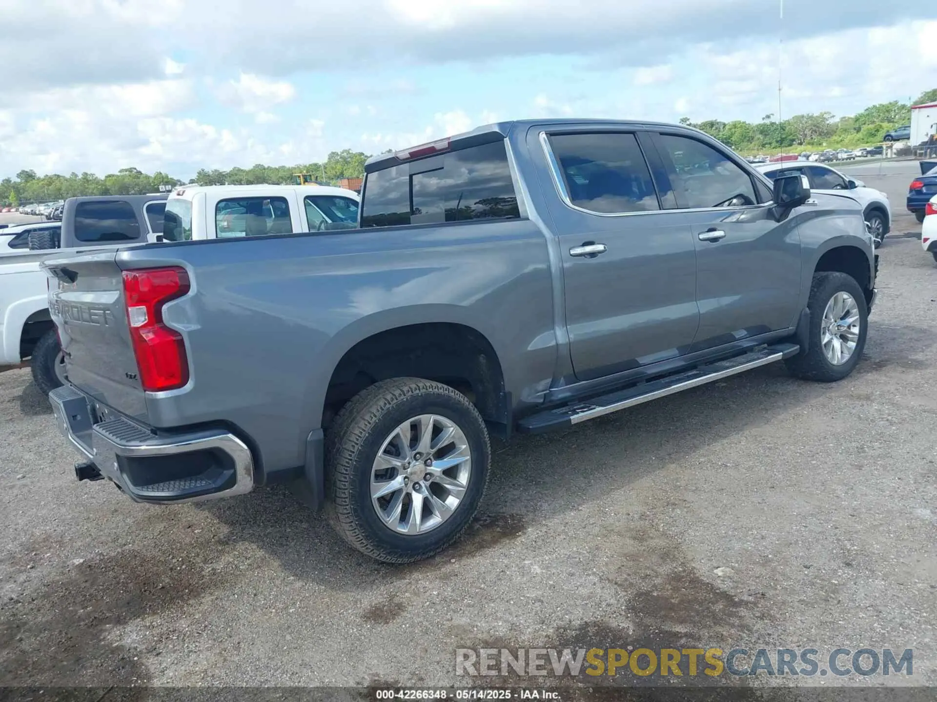 4 fotografías del automóvil dañado 1GCUYGED1MZ200112 CHEVROLET SILVERADO 1500 2021
