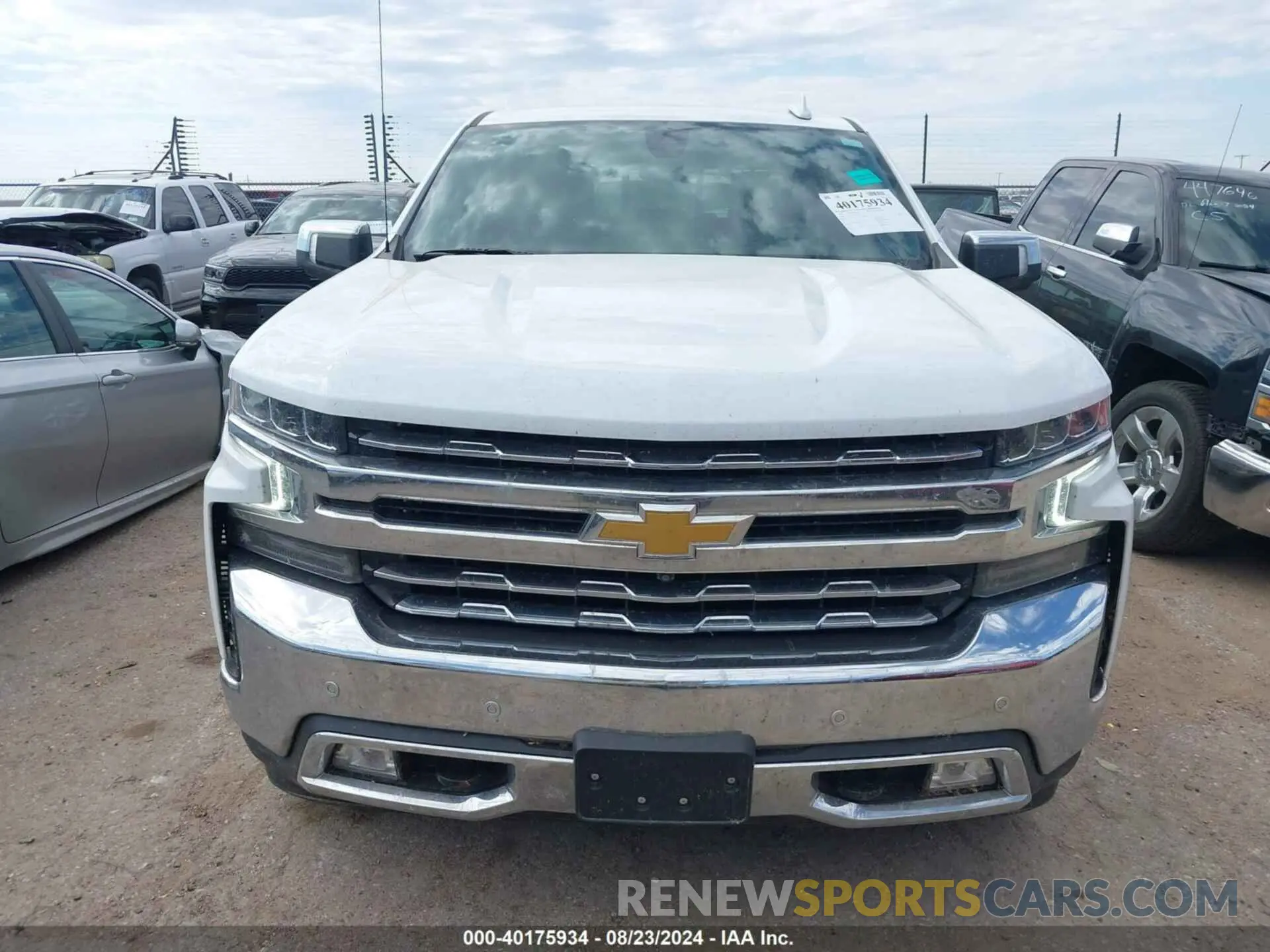 12 fotografías del automóvil dañado 1GCUYGED1MZ332125 CHEVROLET SILVERADO 1500 2021