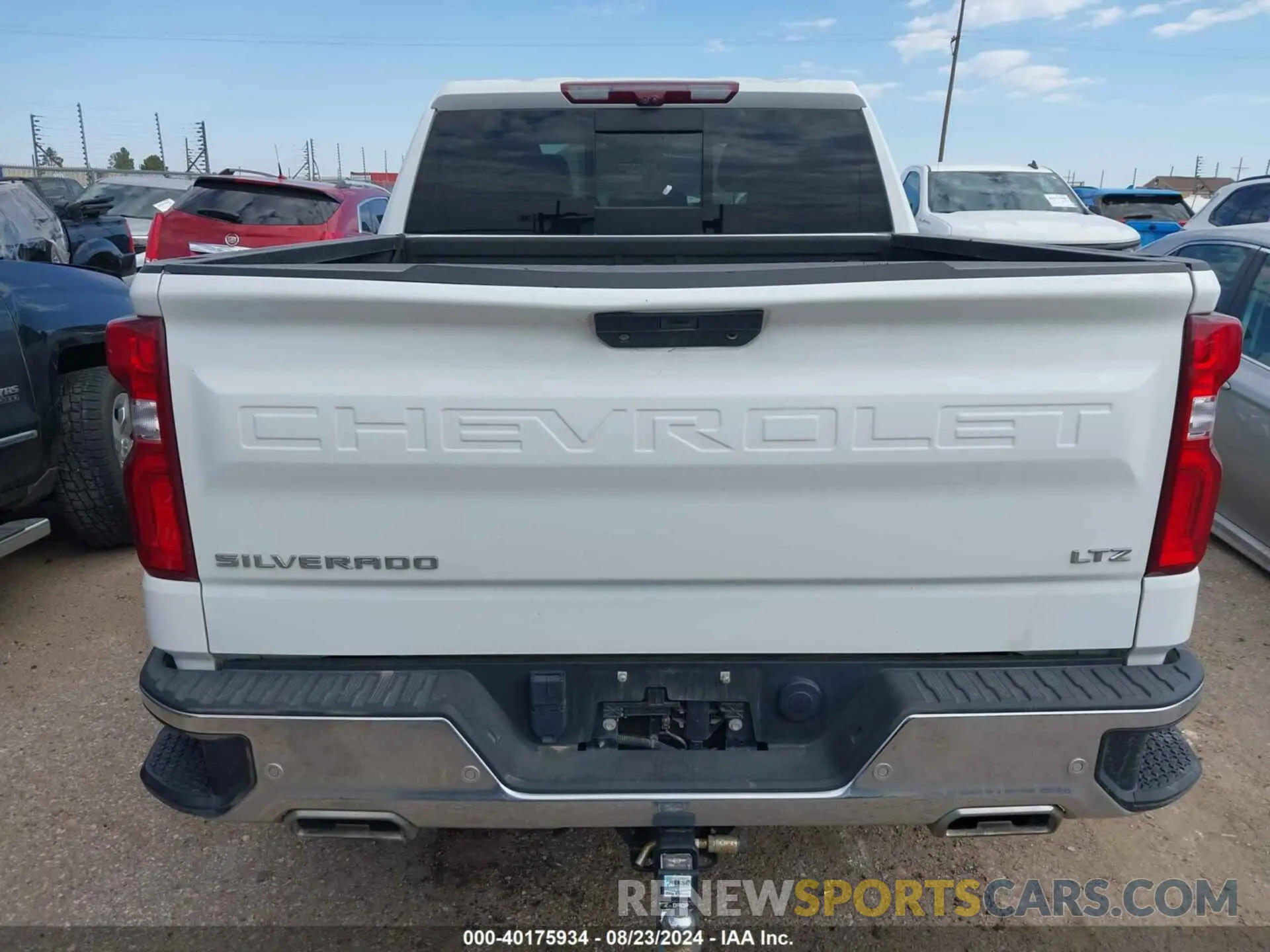 16 fotografías del automóvil dañado 1GCUYGED1MZ332125 CHEVROLET SILVERADO 1500 2021