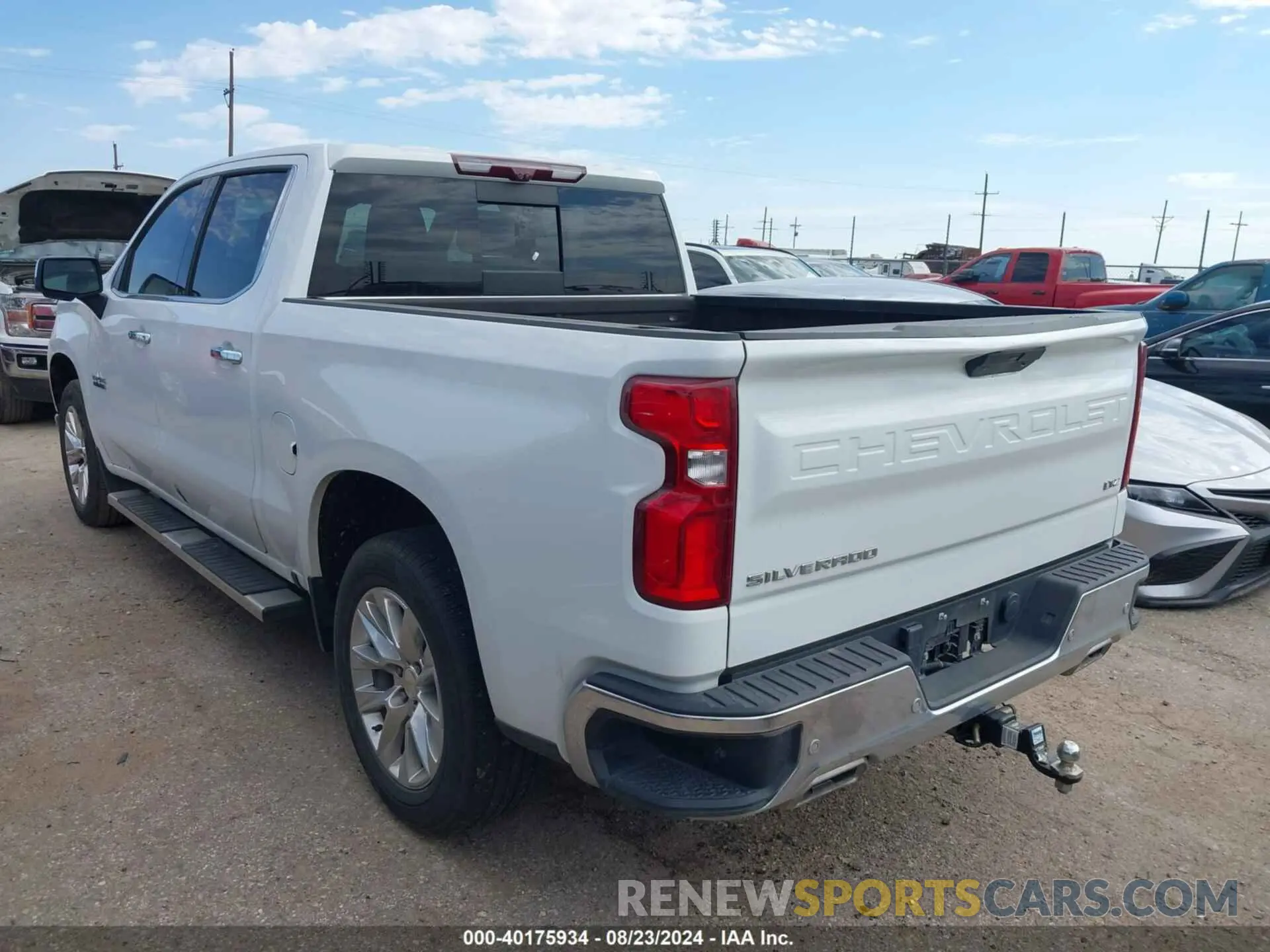 3 fotografías del automóvil dañado 1GCUYGED1MZ332125 CHEVROLET SILVERADO 1500 2021