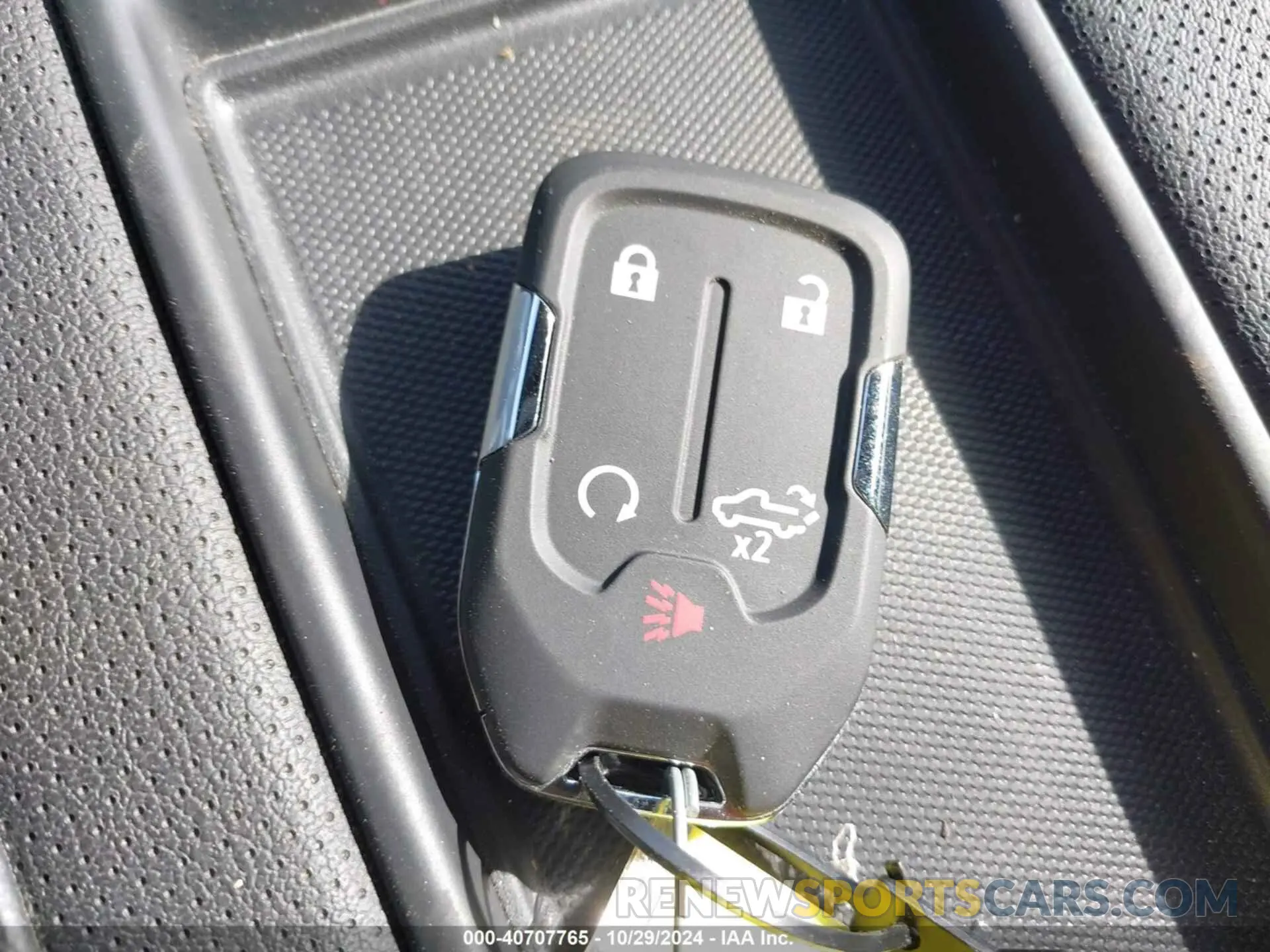 11 fotografías del automóvil dañado 1GCUYHET0MZ353142 CHEVROLET SILVERADO 1500 2021