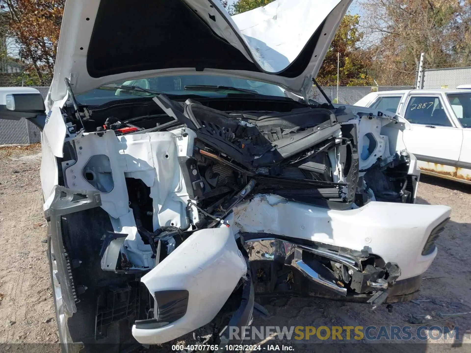 6 fotografías del automóvil dañado 1GCUYHET0MZ353142 CHEVROLET SILVERADO 1500 2021