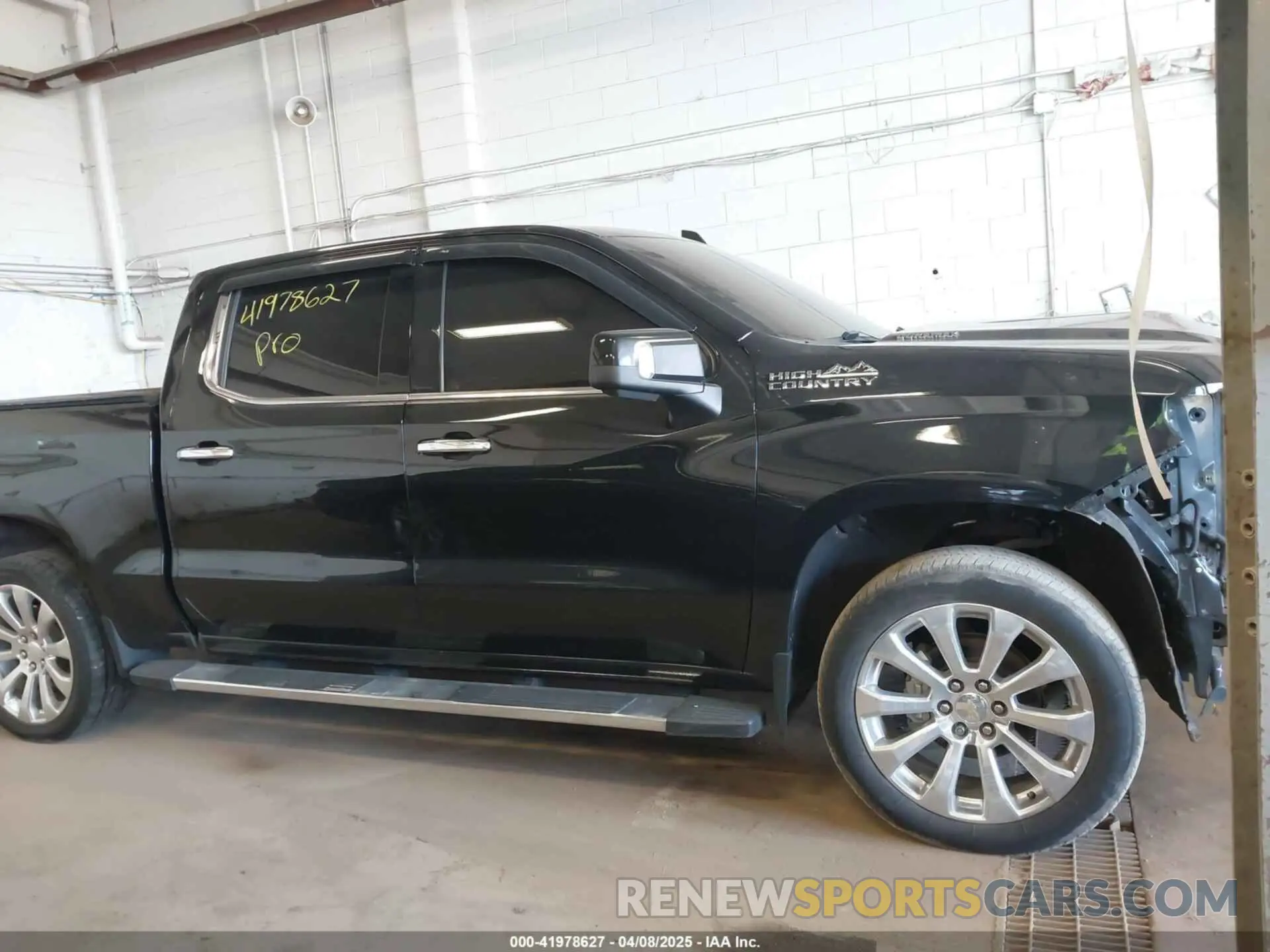 13 fotografías del automóvil dañado 1GCUYHET2MZ152925 CHEVROLET SILVERADO 1500 2021