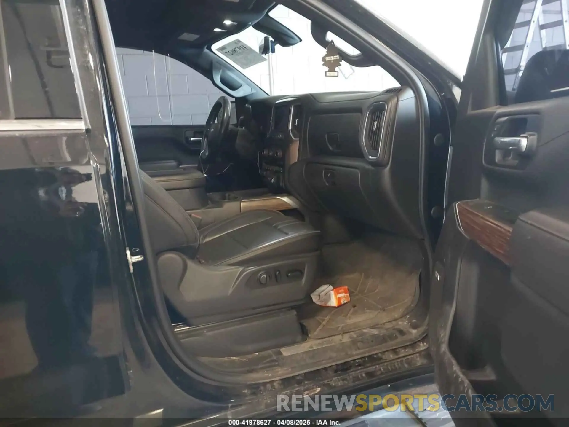 5 fotografías del automóvil dañado 1GCUYHET2MZ152925 CHEVROLET SILVERADO 1500 2021