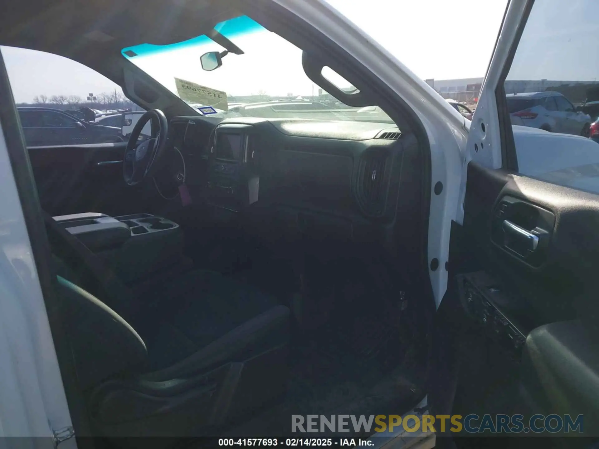 5 fotografías del automóvil dañado 3GCNWAEF4MG336162 CHEVROLET SILVERADO 1500 2021