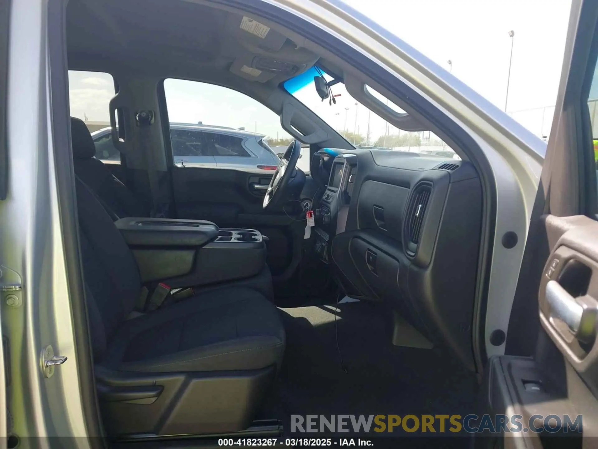 5 fotografías del automóvil dañado 3GCPWBEK2MG236413 CHEVROLET SILVERADO 1500 2021
