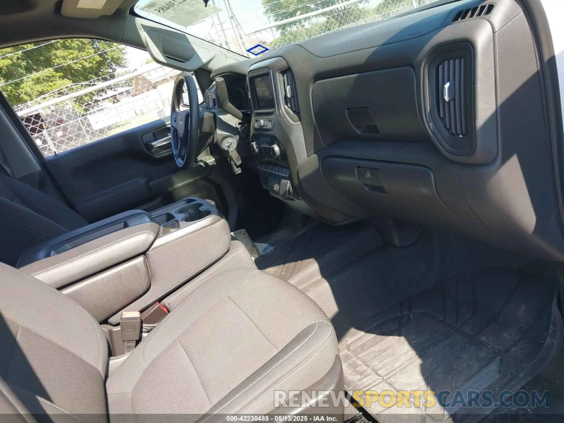 5 fotografías del automóvil dañado 3GCPWBEKXMG315490 CHEVROLET SILVERADO 1500 2021