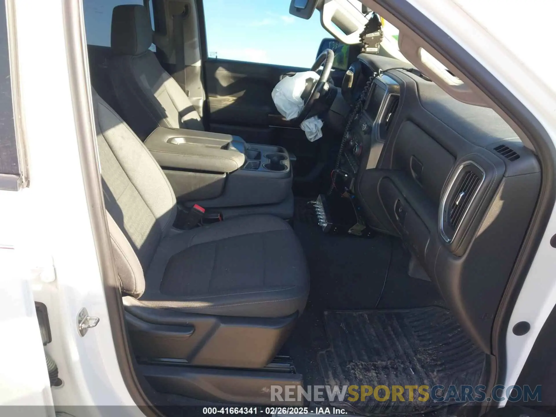 5 fotografías del automóvil dañado 3GCPWCED2MG100984 CHEVROLET SILVERADO 1500 2021