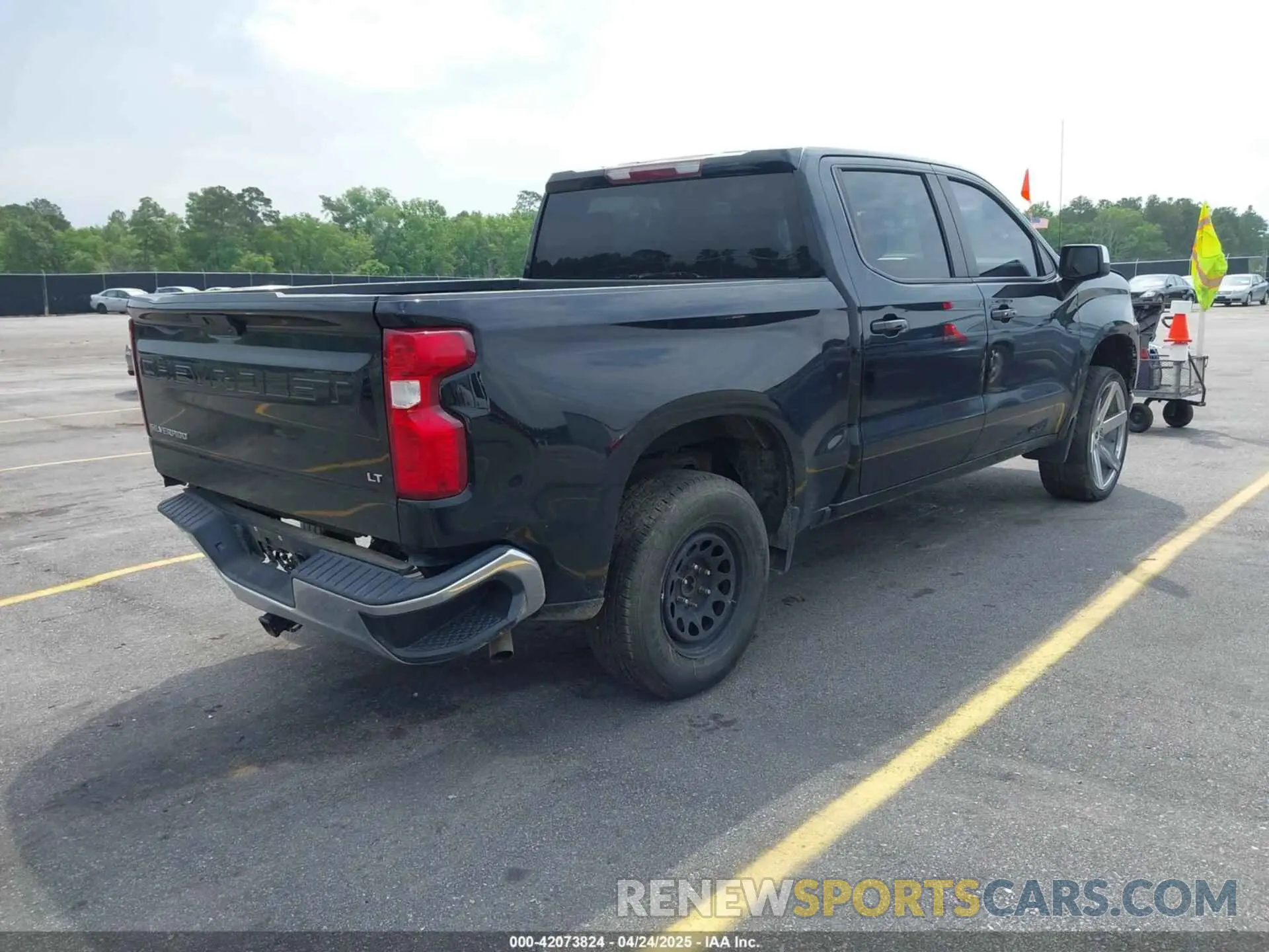 4 fotografías del automóvil dañado 3GCPWCED3MG343252 CHEVROLET SILVERADO 1500 2021
