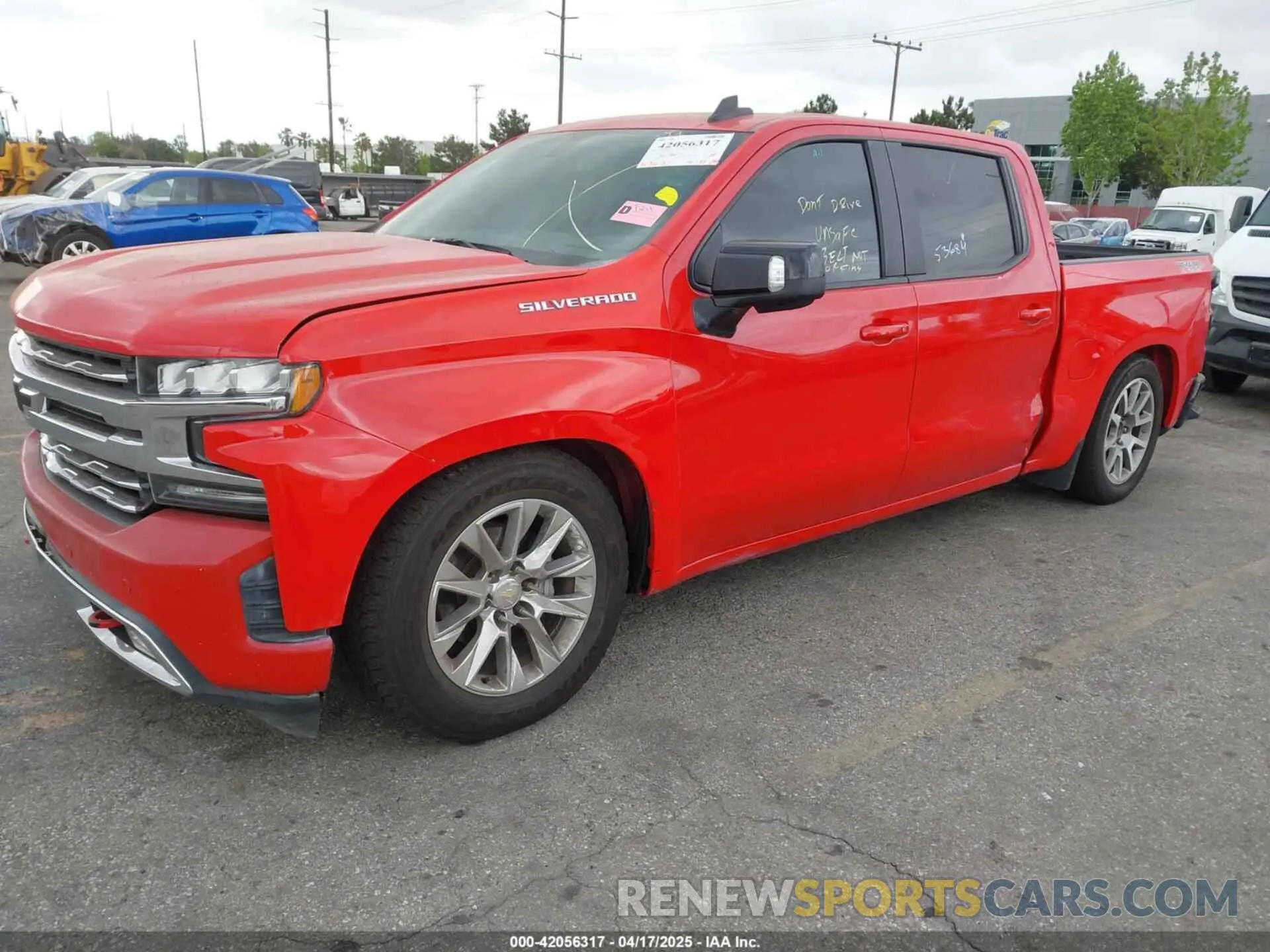 2 fotografías del automóvil dañado 3GCPWCED8MG250145 CHEVROLET SILVERADO 1500 2021