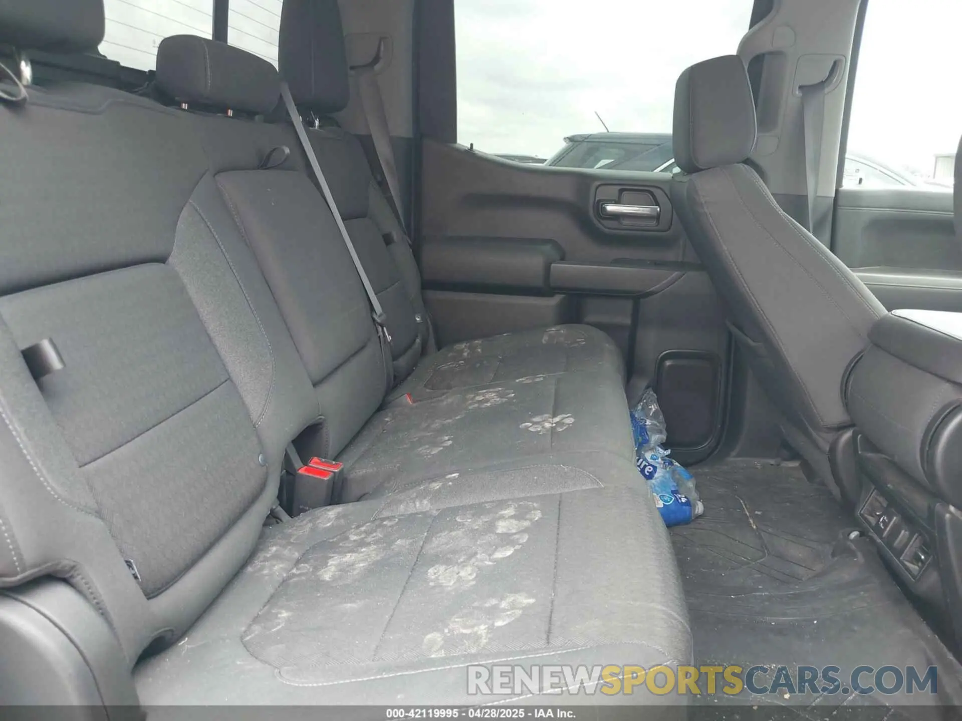 8 fotografías del automóvil dañado 3GCPWCET8MG104061 CHEVROLET SILVERADO 1500 2021