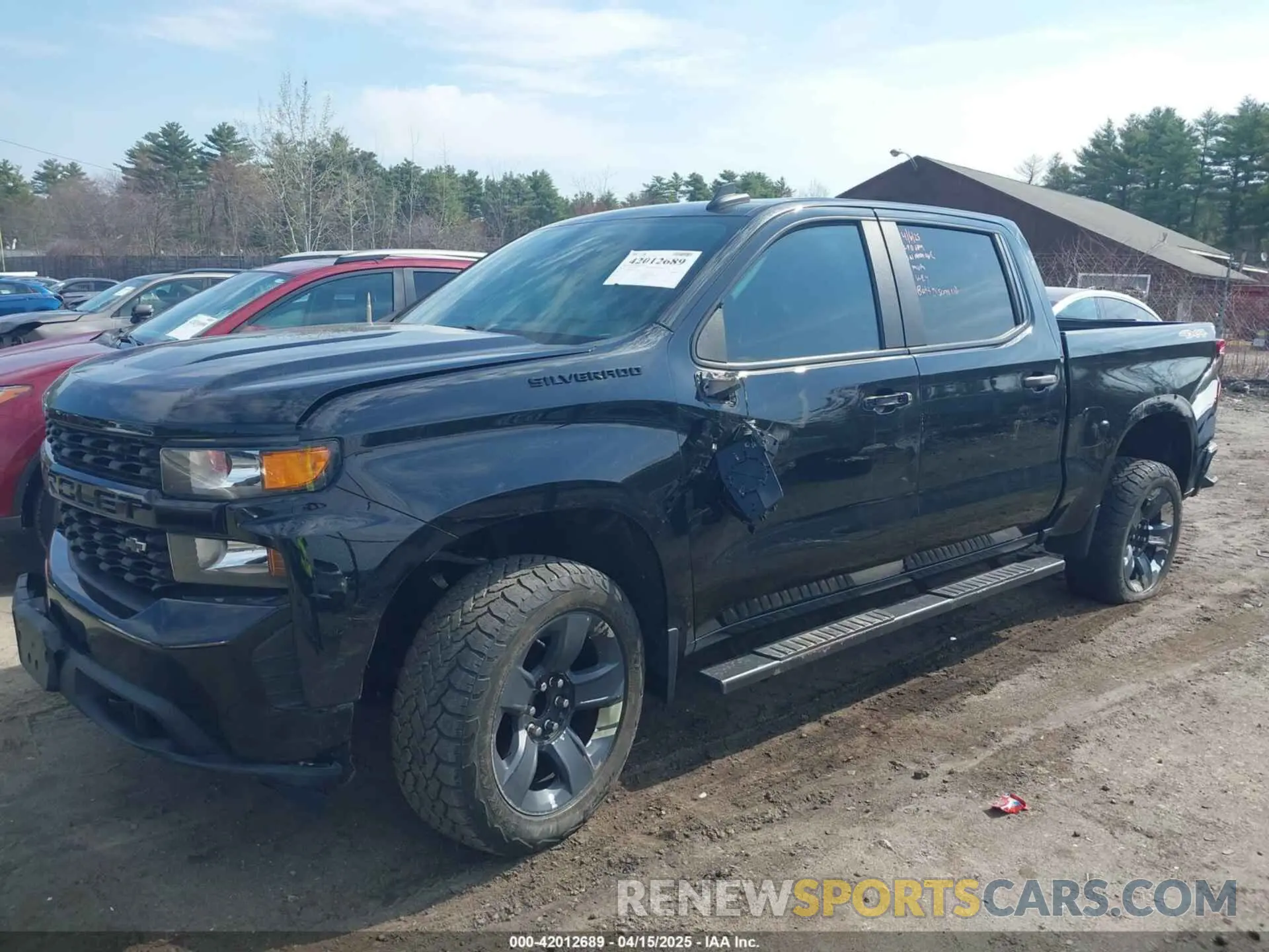 2 fotografías del automóvil dañado 3GCPYBEH9MG172952 CHEVROLET SILVERADO 1500 2021