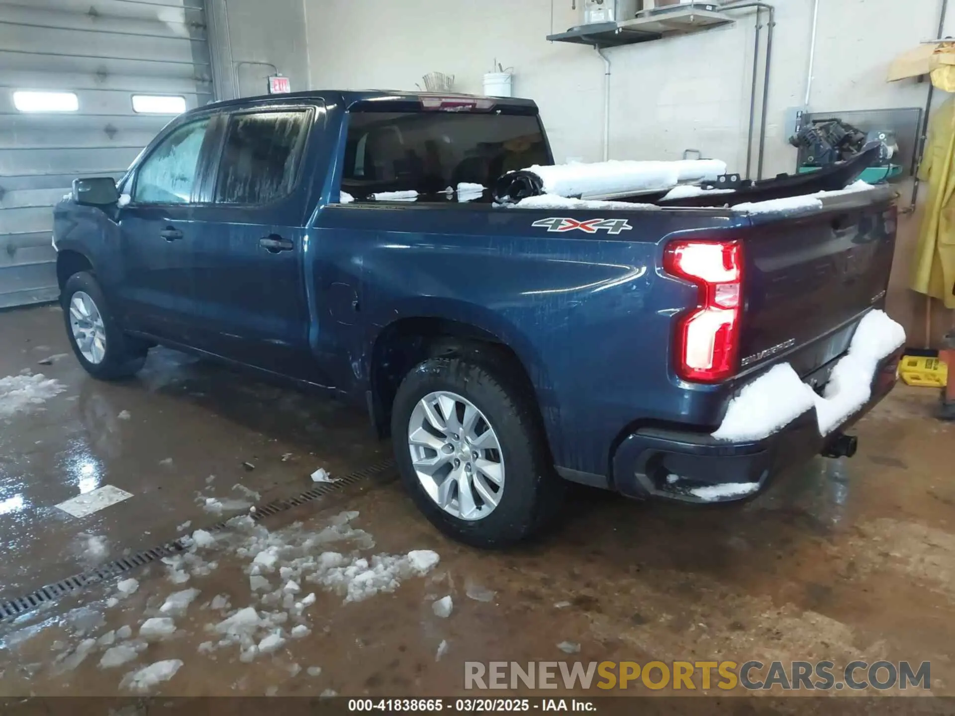 3 fotografías del automóvil dañado 3GCPYBEKXMG240607 CHEVROLET SILVERADO 1500 2021