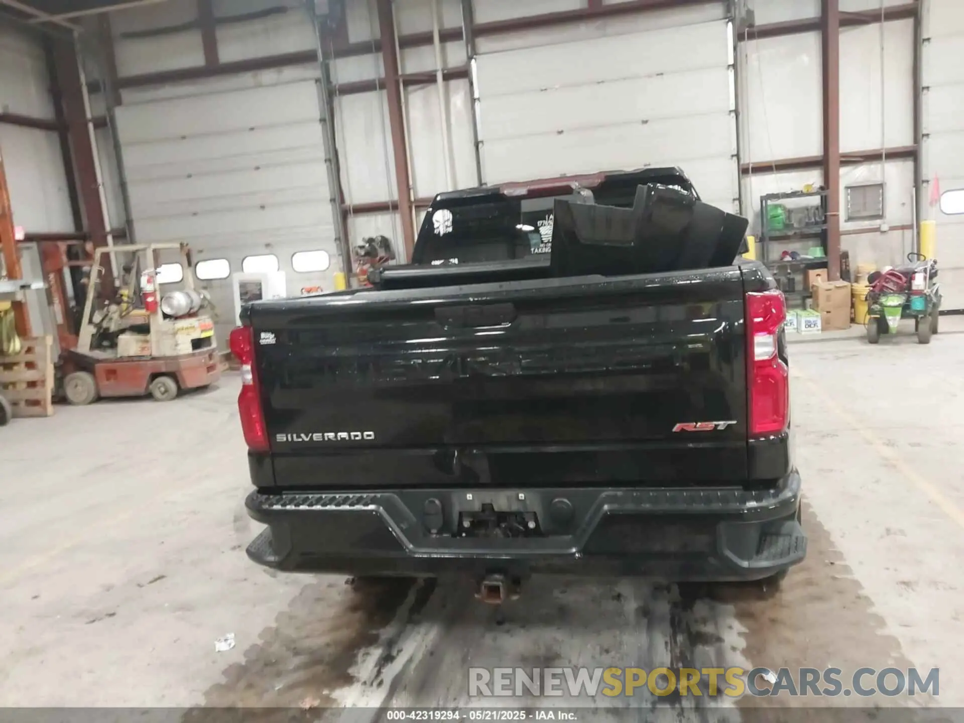 17 fotografías del automóvil dañado 3GCPYEEK9MG279819 CHEVROLET SILVERADO 1500 2021