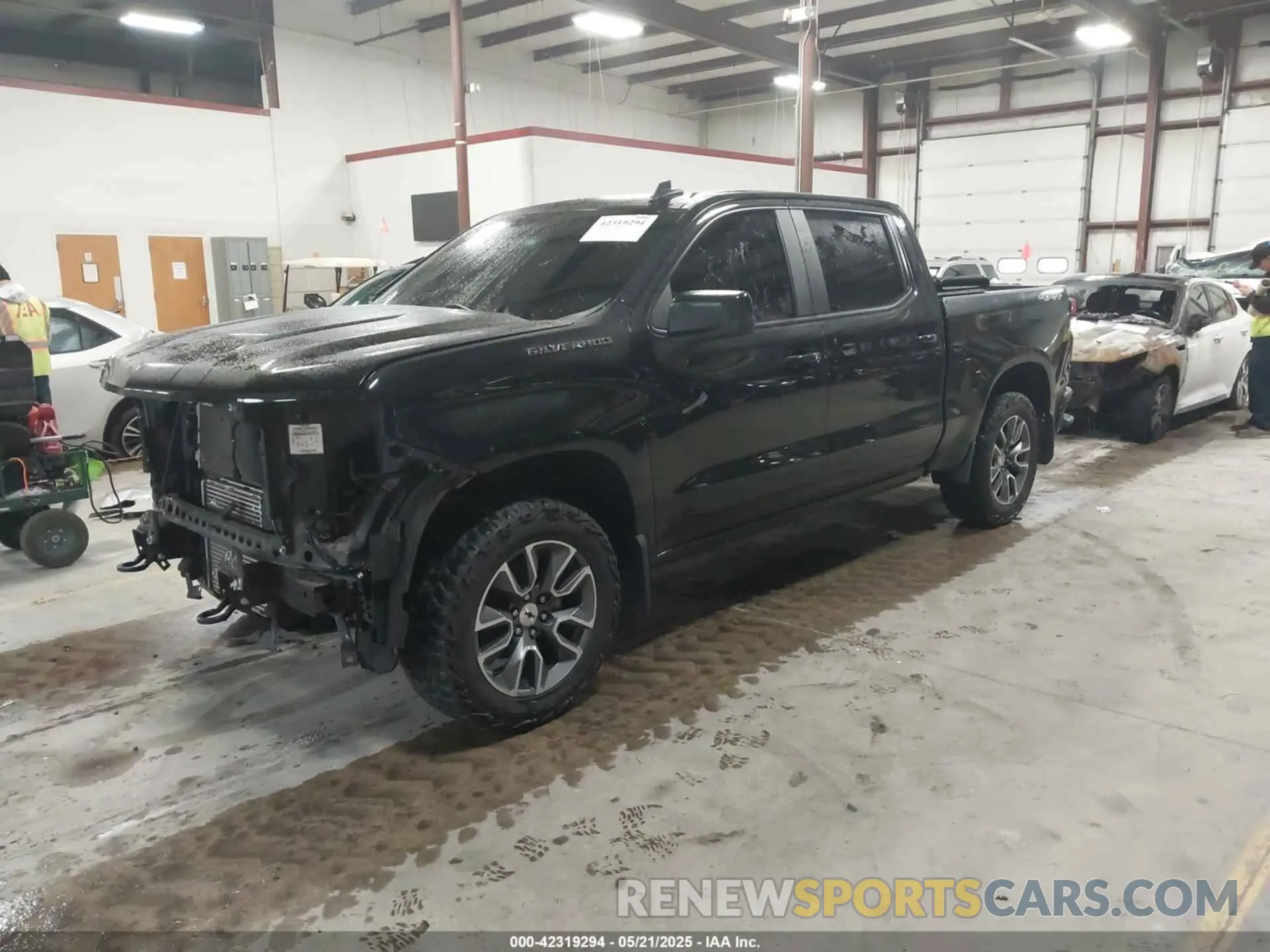 2 fotografías del automóvil dañado 3GCPYEEK9MG279819 CHEVROLET SILVERADO 1500 2021