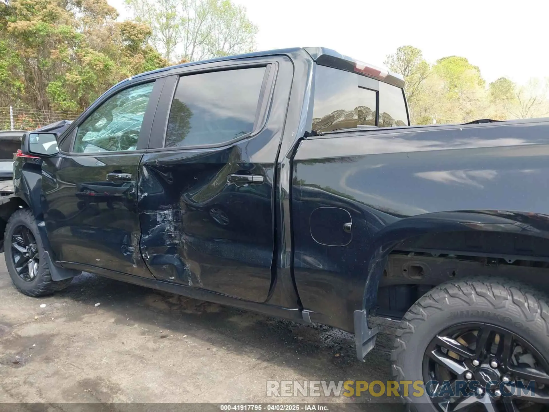 15 fotografías del automóvil dañado 3GCPYFED6MG365063 CHEVROLET SILVERADO 1500 2021