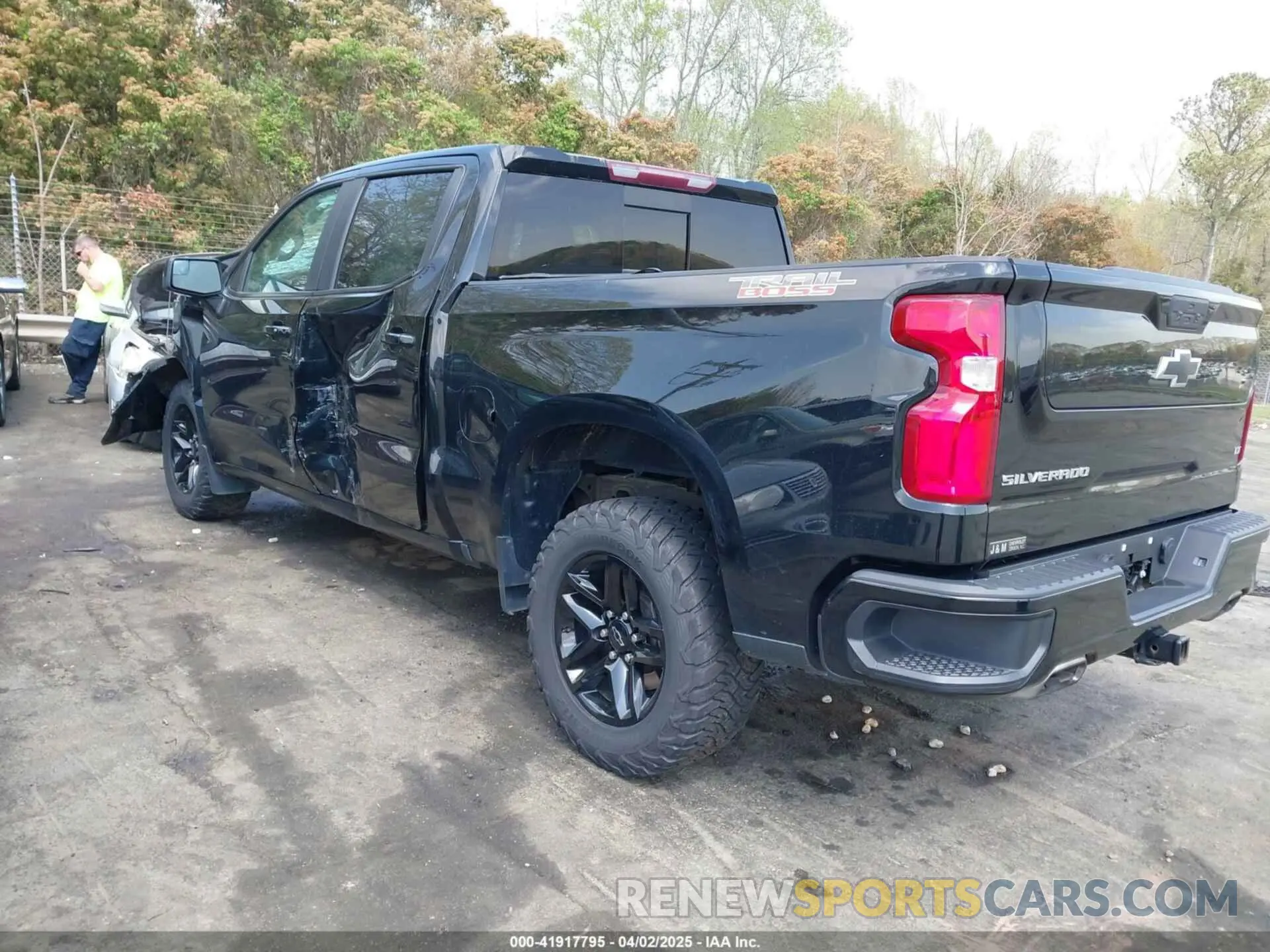 3 fotografías del automóvil dañado 3GCPYFED6MG365063 CHEVROLET SILVERADO 1500 2021