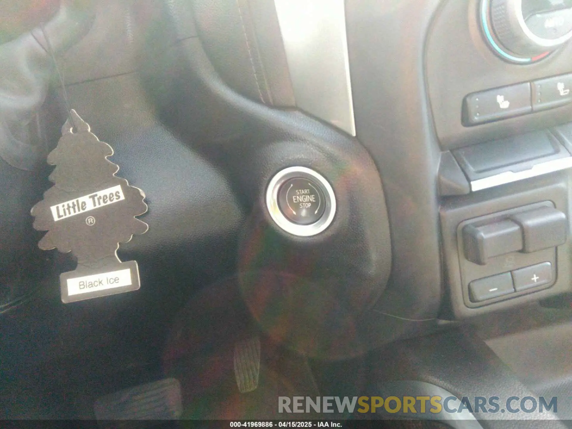11 fotografías del automóvil dañado 3GCPYFED8MG123150 CHEVROLET SILVERADO 1500 2021