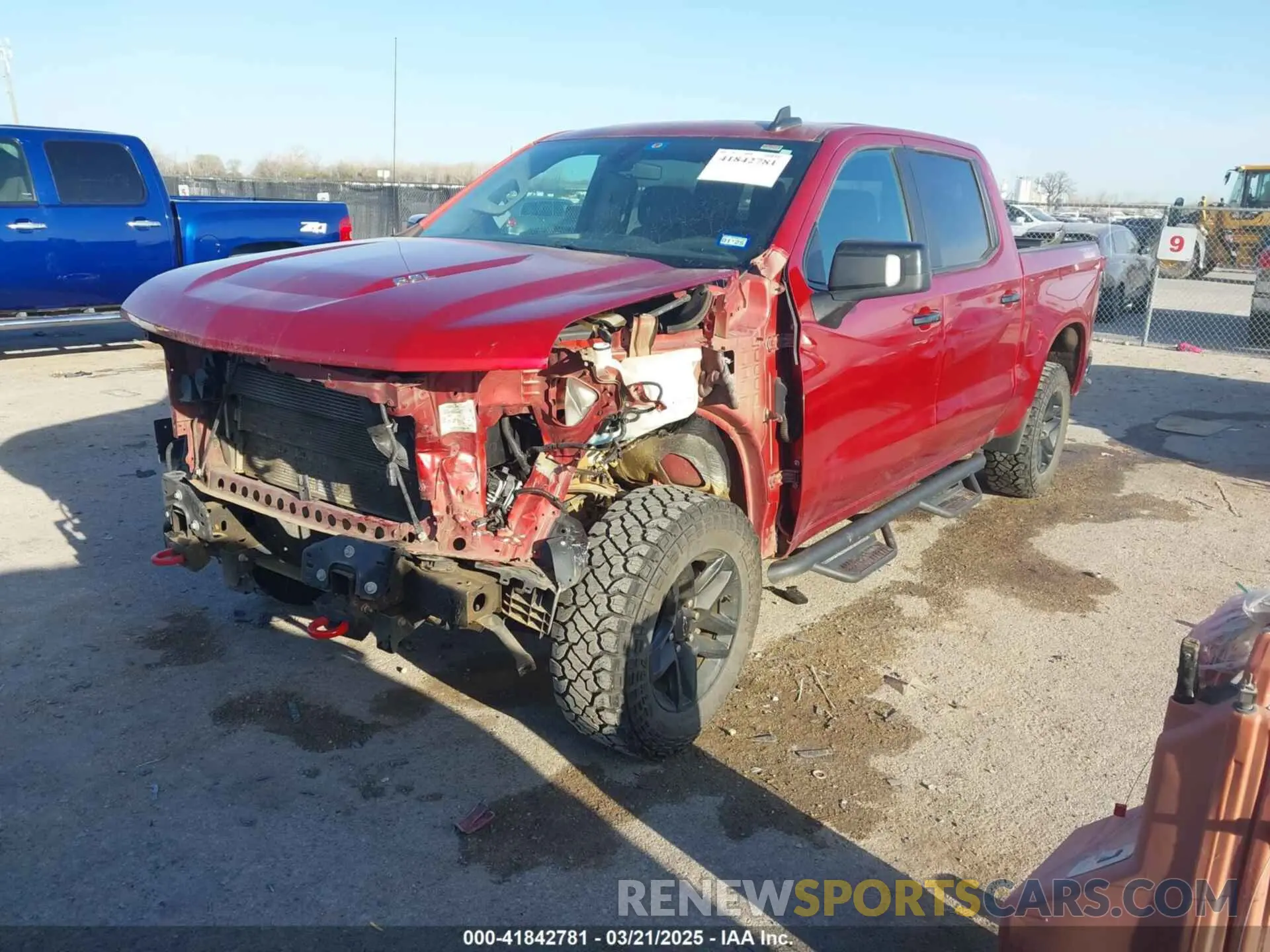 2 fotografías del automóvil dañado 3GCPYFEL0MG154044 CHEVROLET SILVERADO 1500 2021