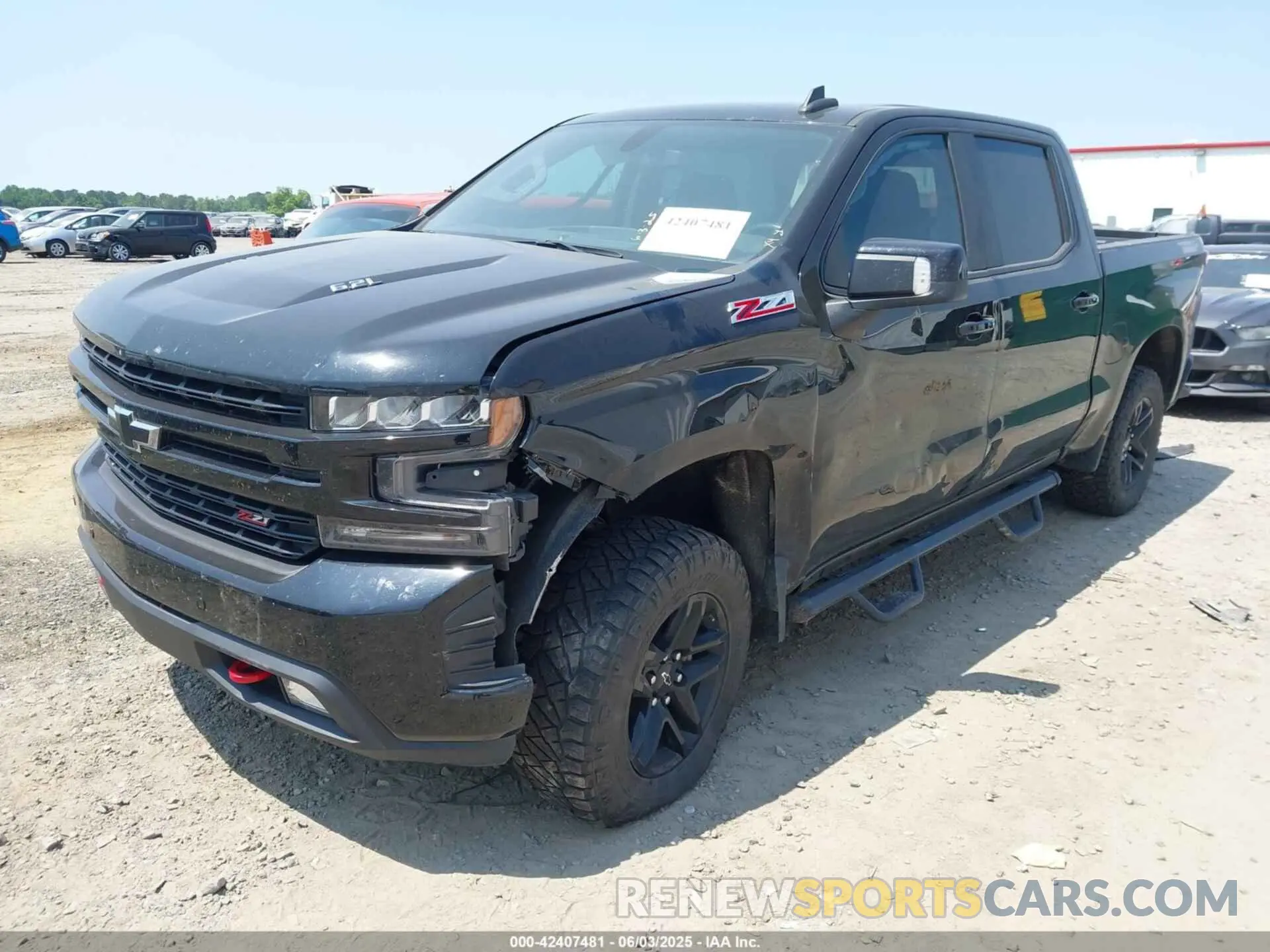 2 fotografías del automóvil dañado 3GCPYFEL3MG275506 CHEVROLET SILVERADO 1500 2021